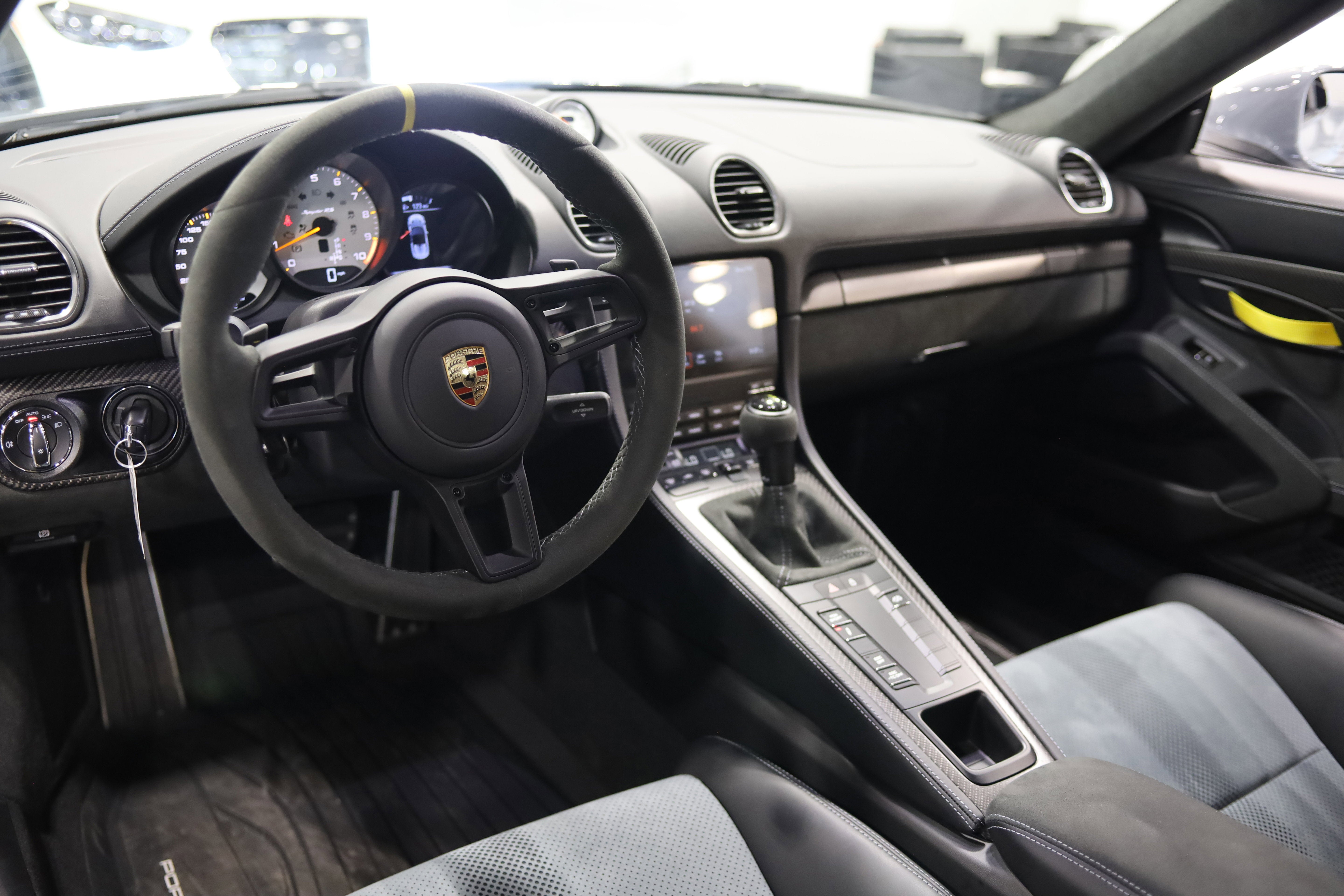 2025 Porsche 718 Spyder RS
