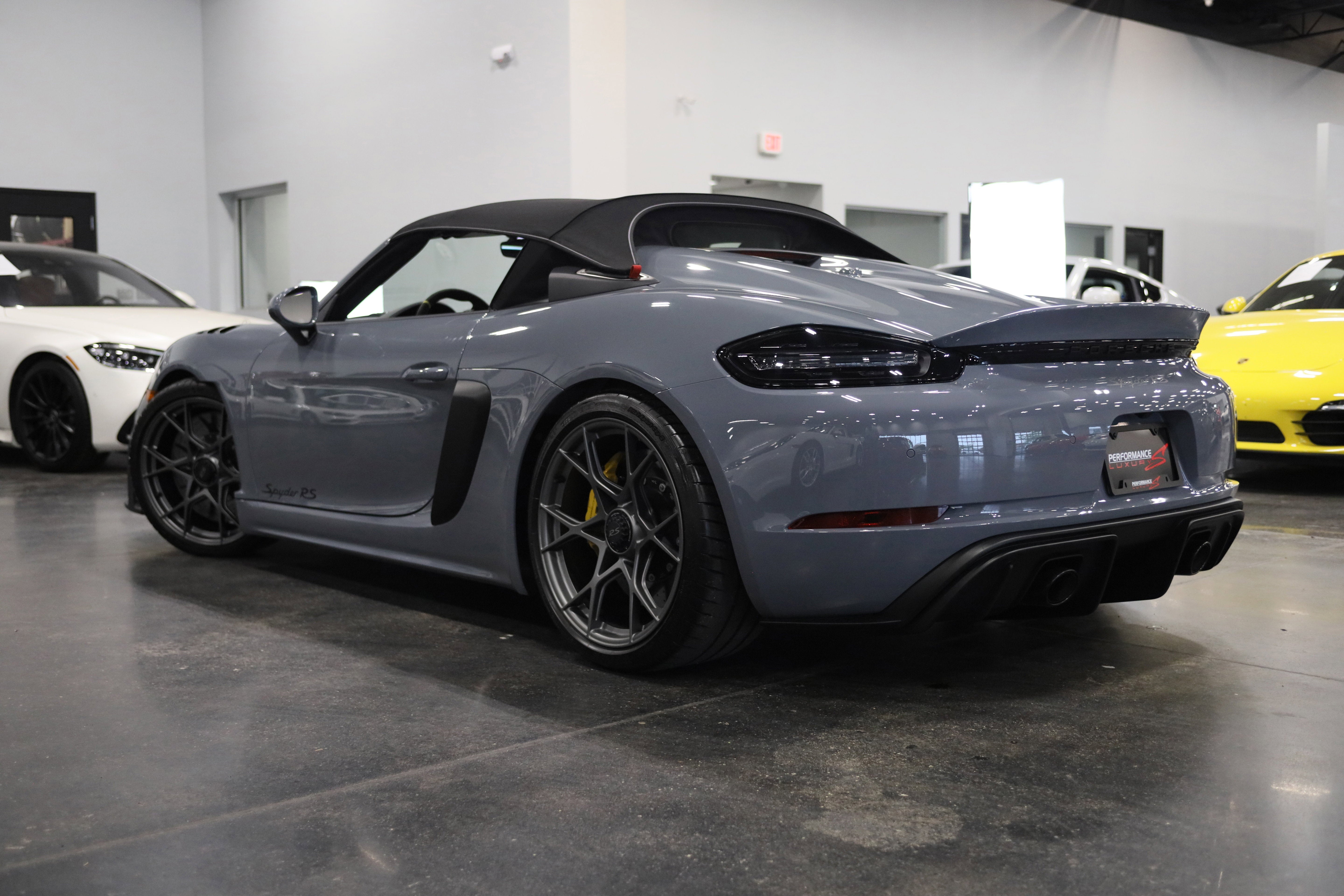 2025 Porsche 718 Spyder RS