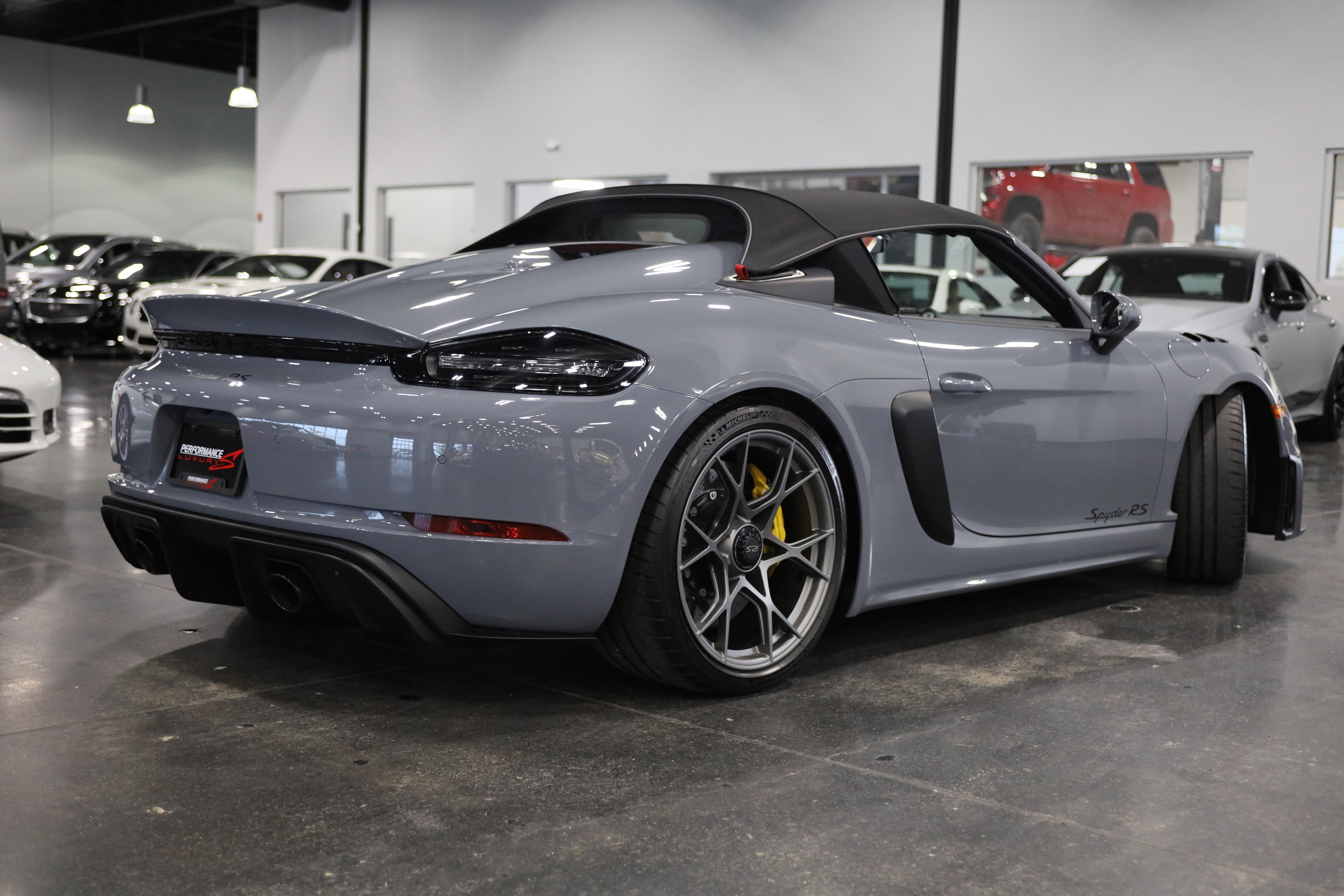 2025 Porsche 718 Spyder RS