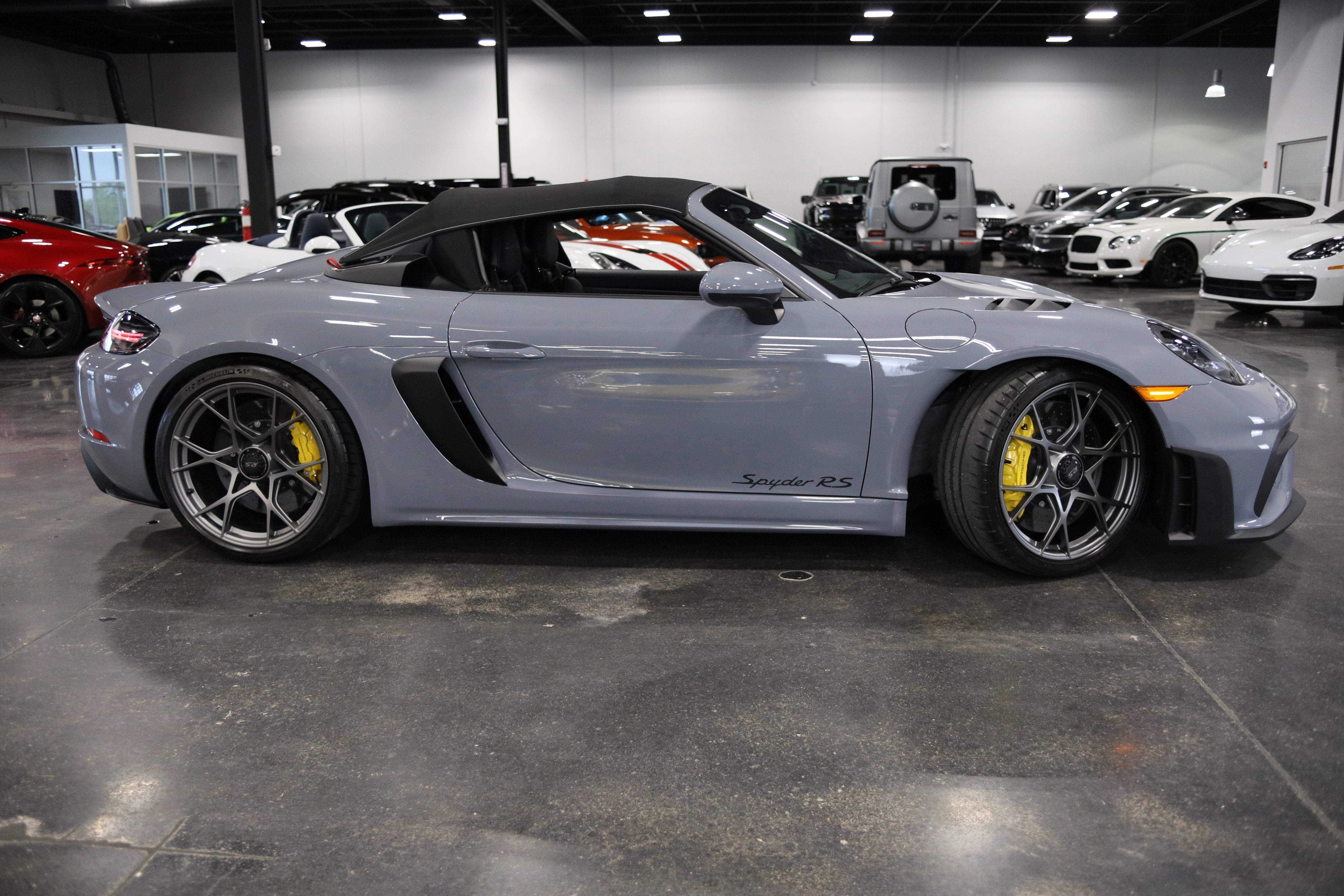 2025 Porsche 718 Spyder RS