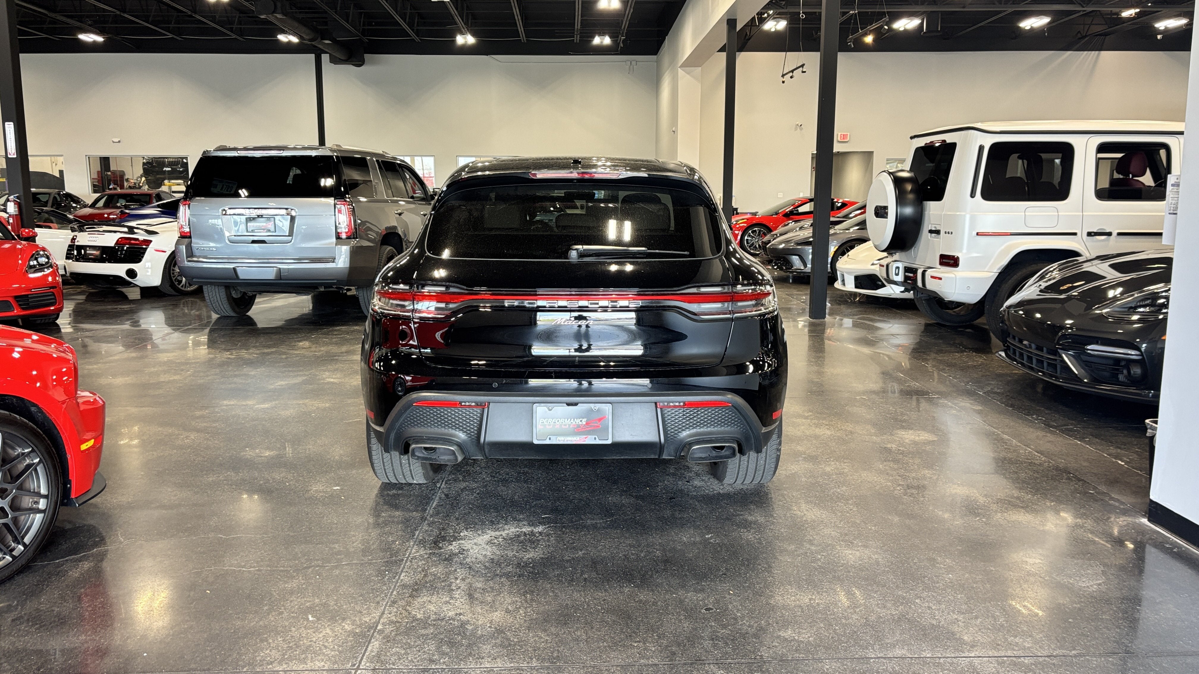 2024 Porsche Macan AWD