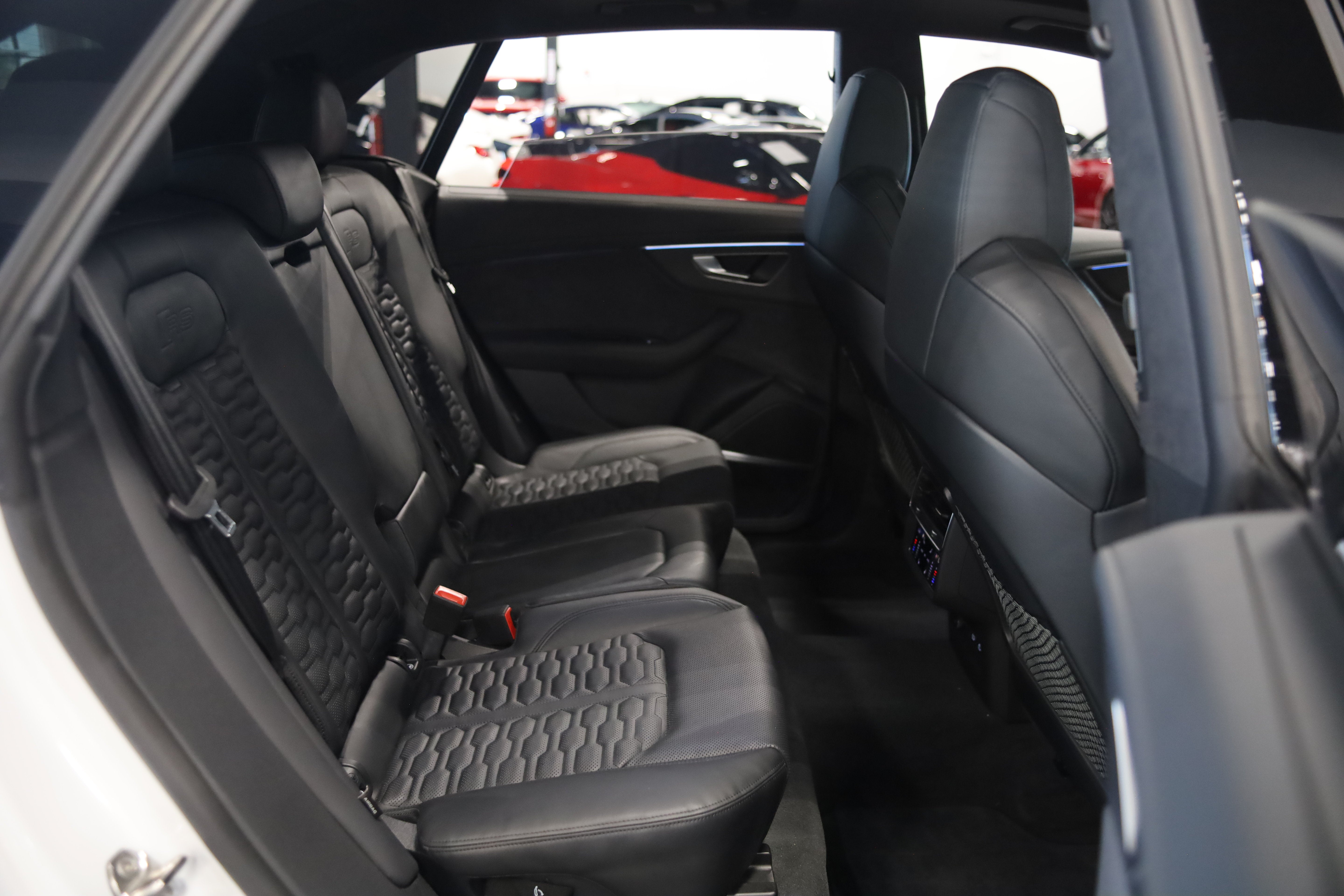 2024 Audi RS Q8 4.0T
