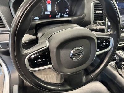 2020 Volvo XC90 Momentum