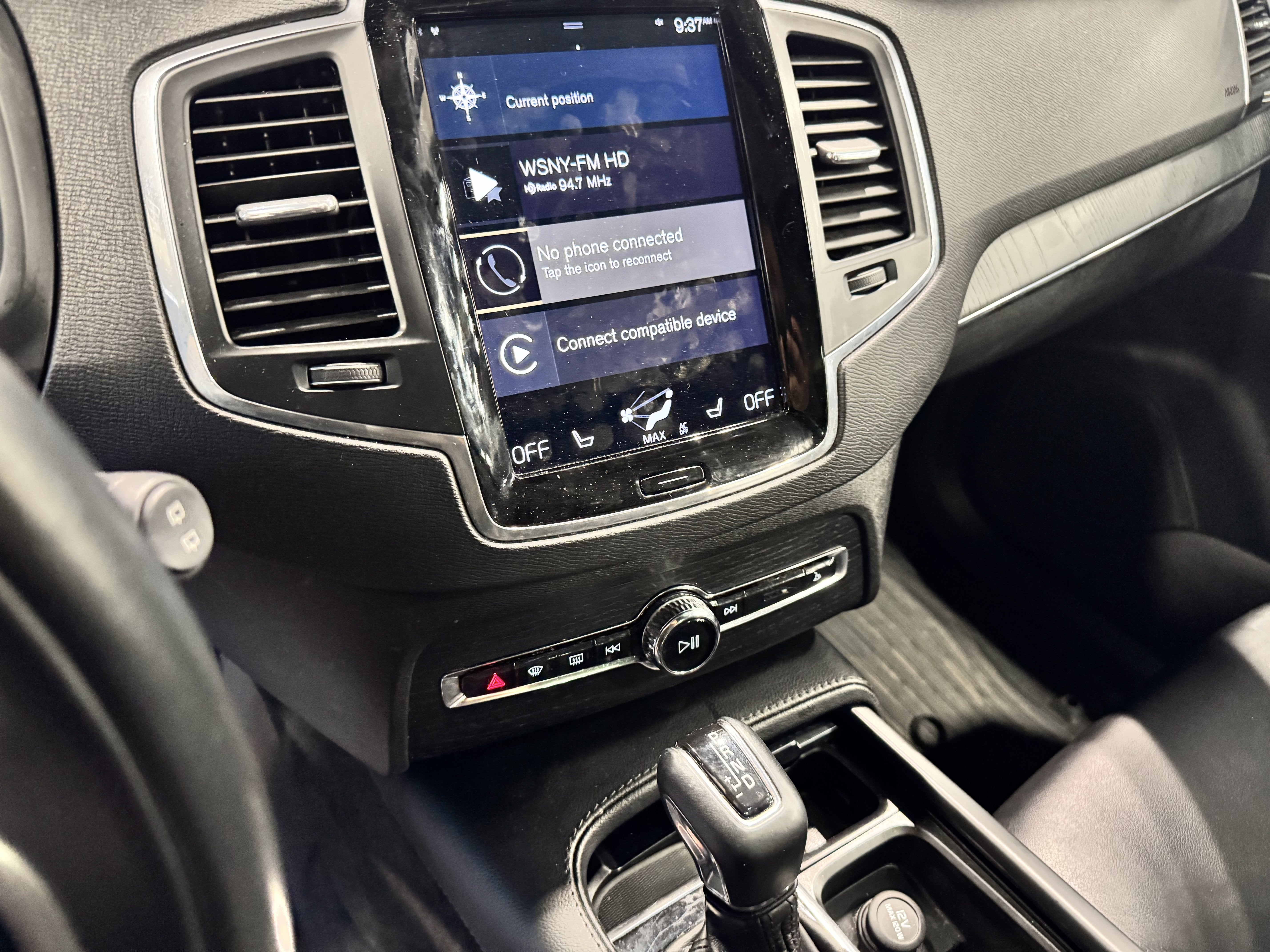 2020 Volvo XC90 Momentum