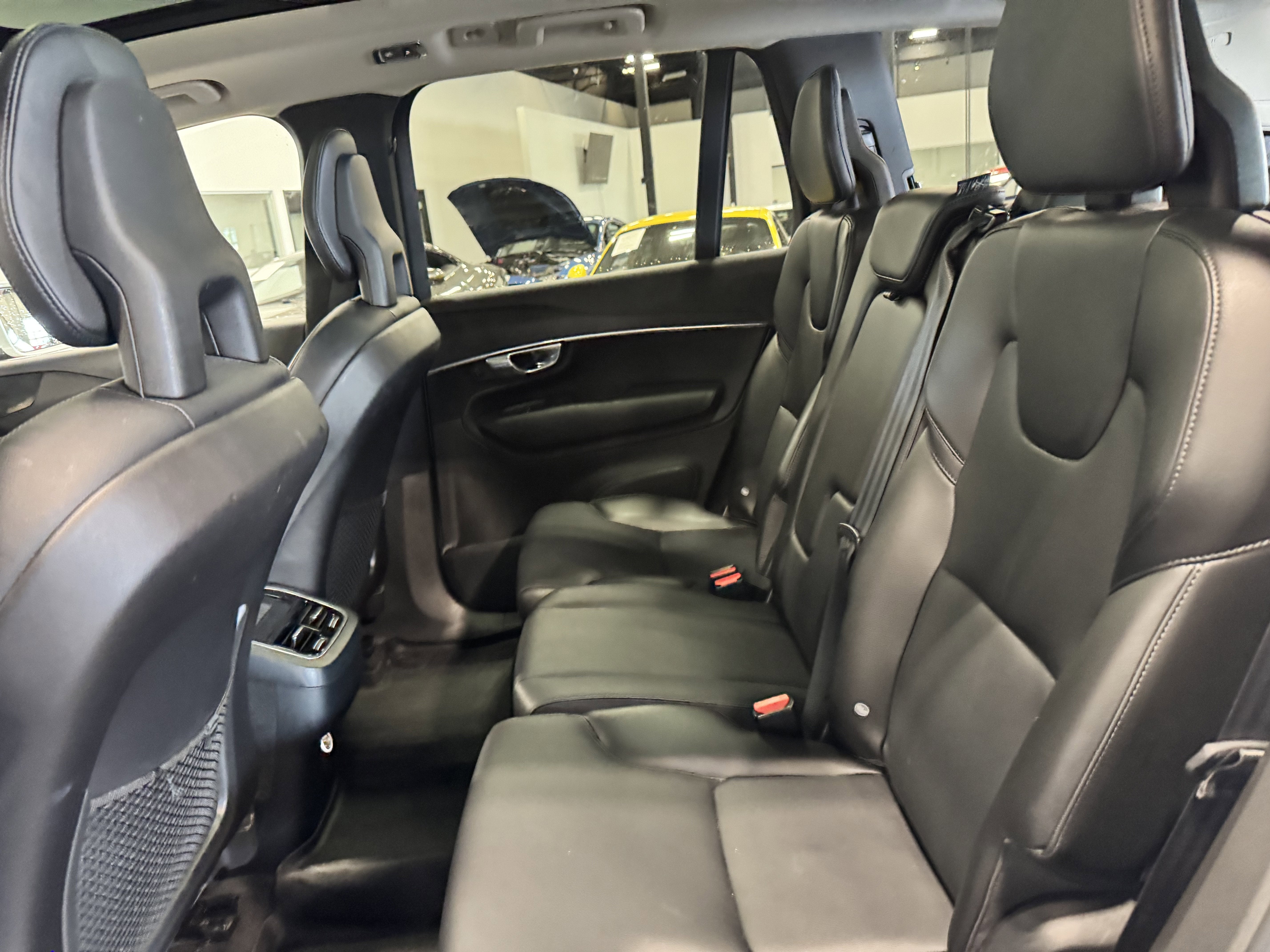 2020 Volvo XC90 Momentum