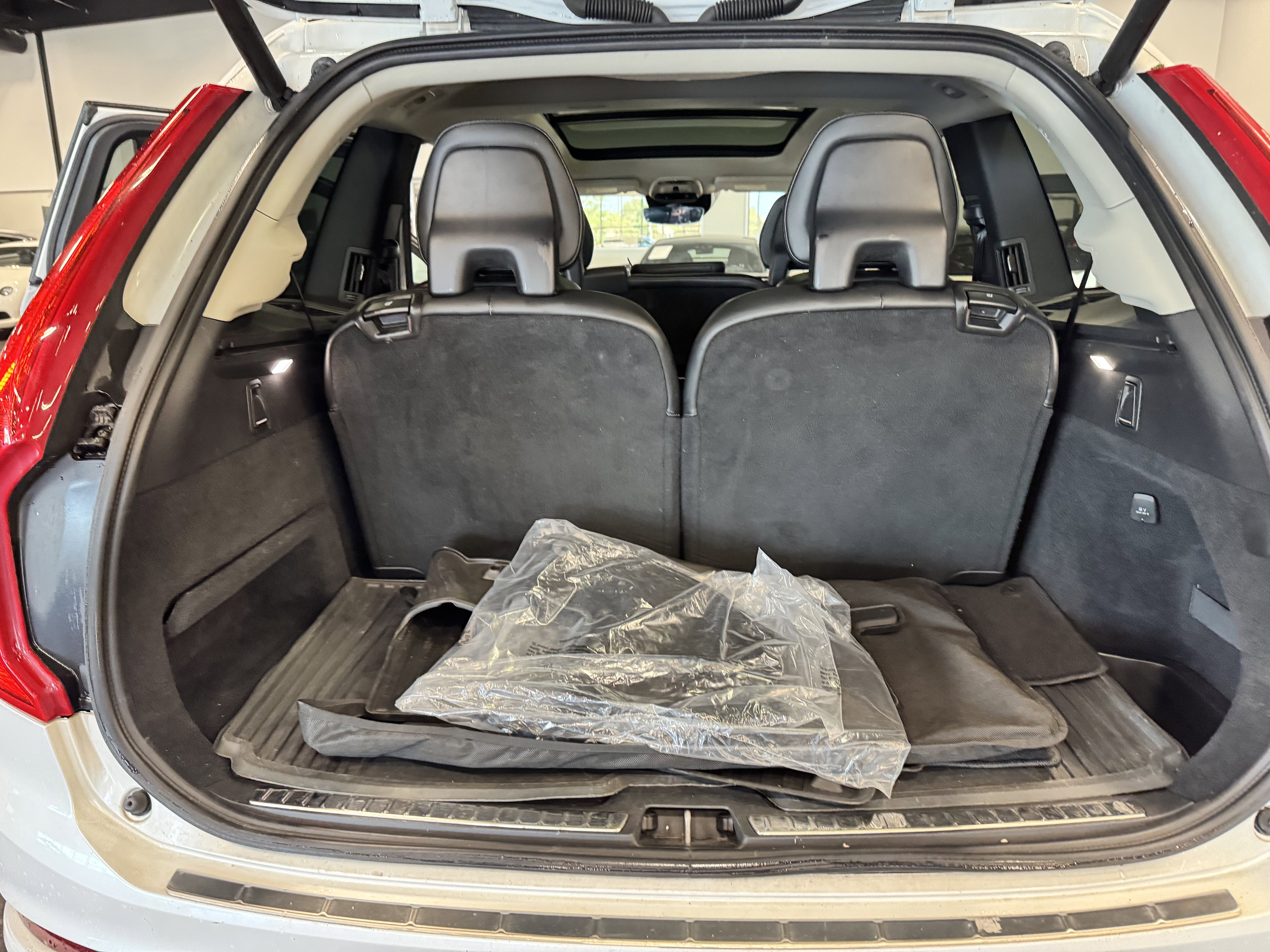 2020 Volvo XC90 Momentum