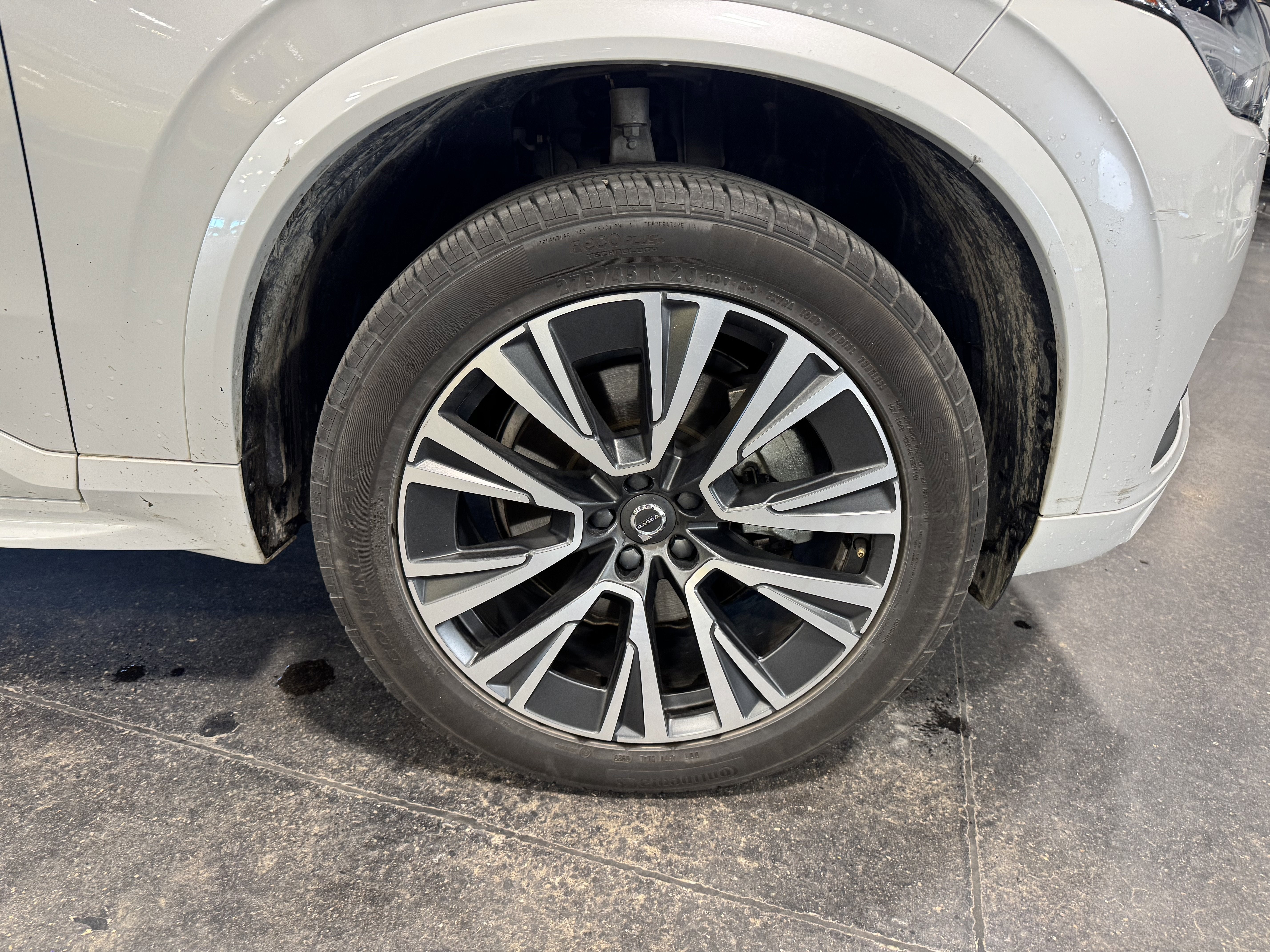 2020 Volvo XC90 Momentum