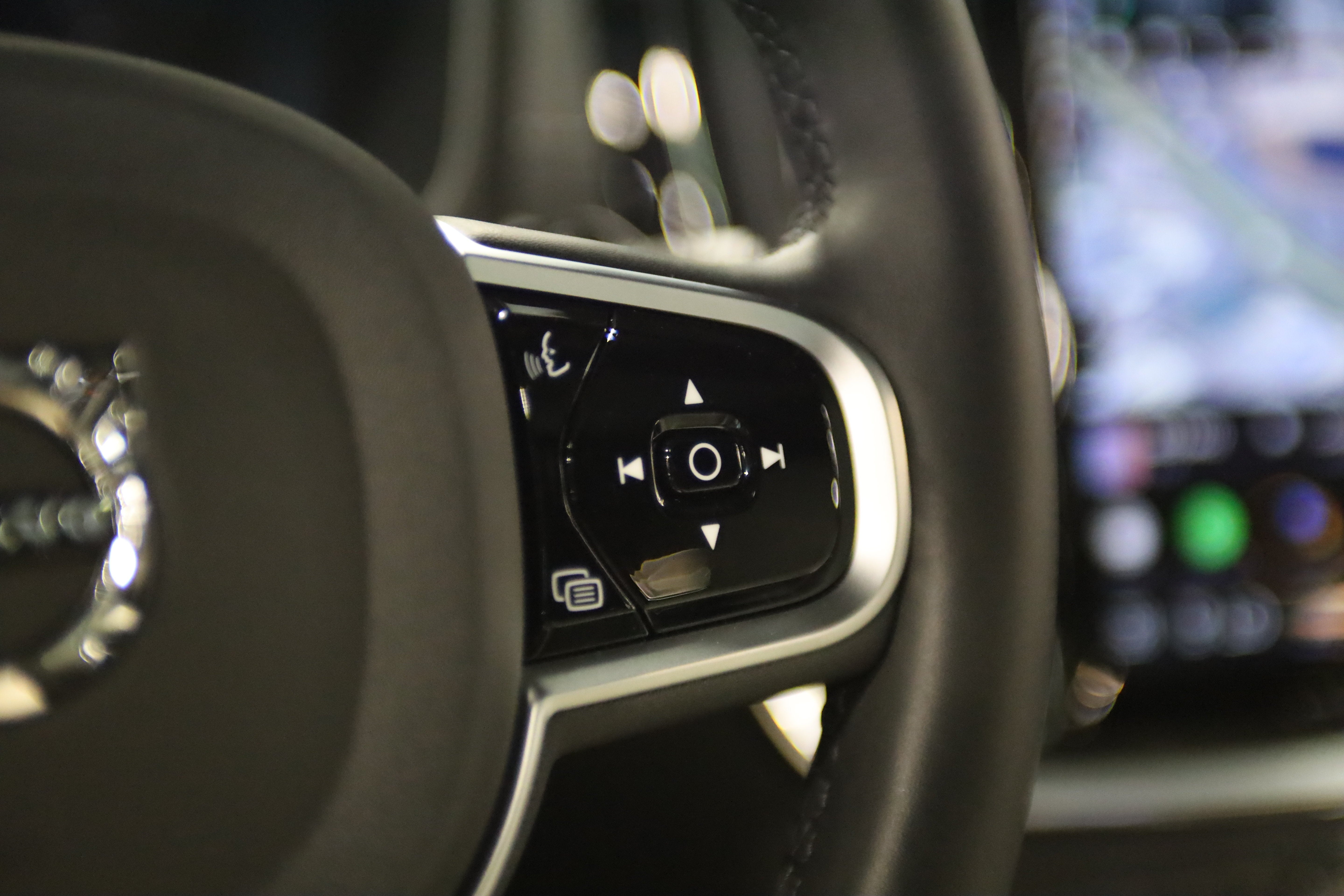 2025 Volvo V60 Cross Country Ultra