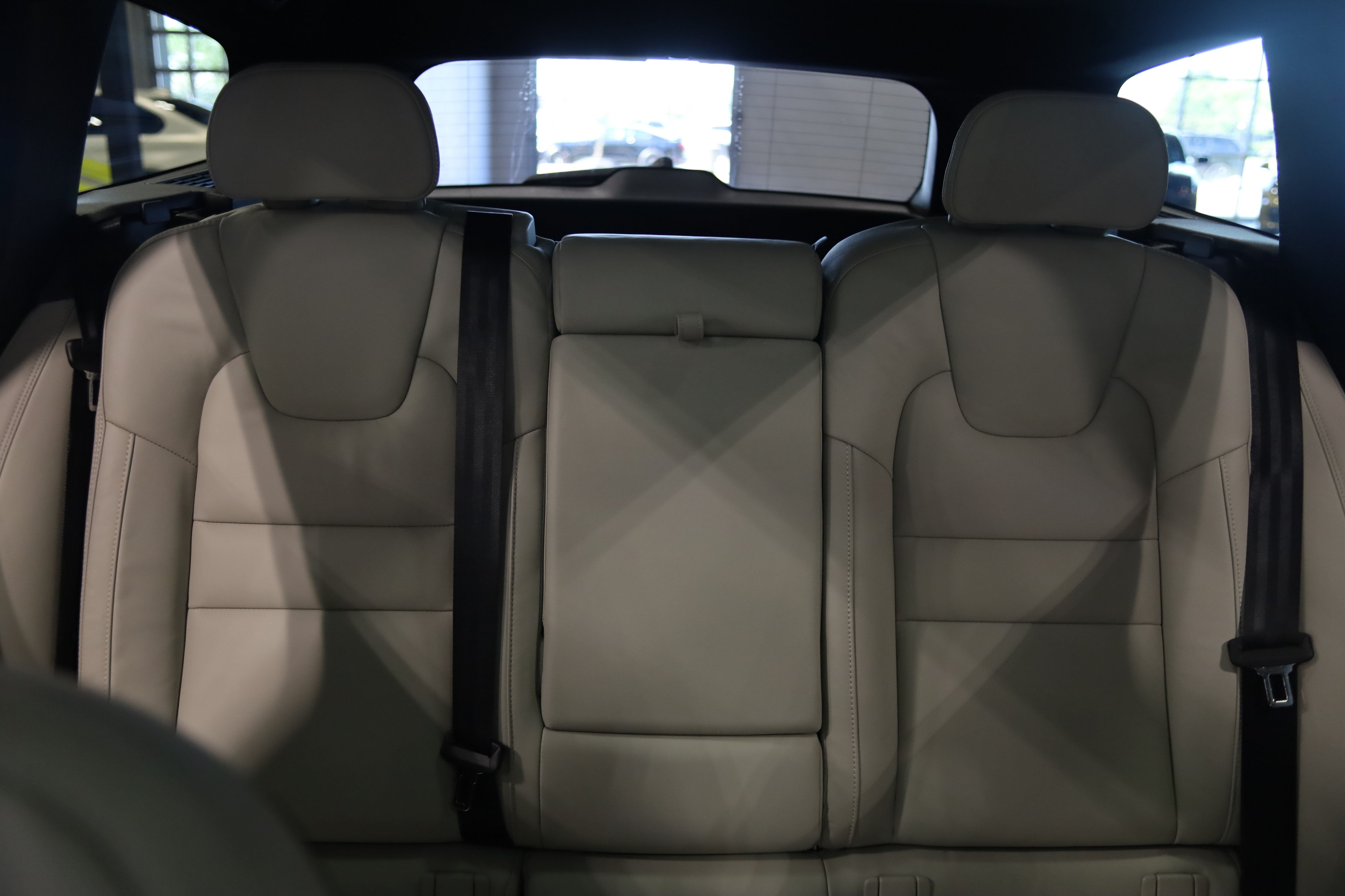 2025 Volvo V60 Cross Country Ultra