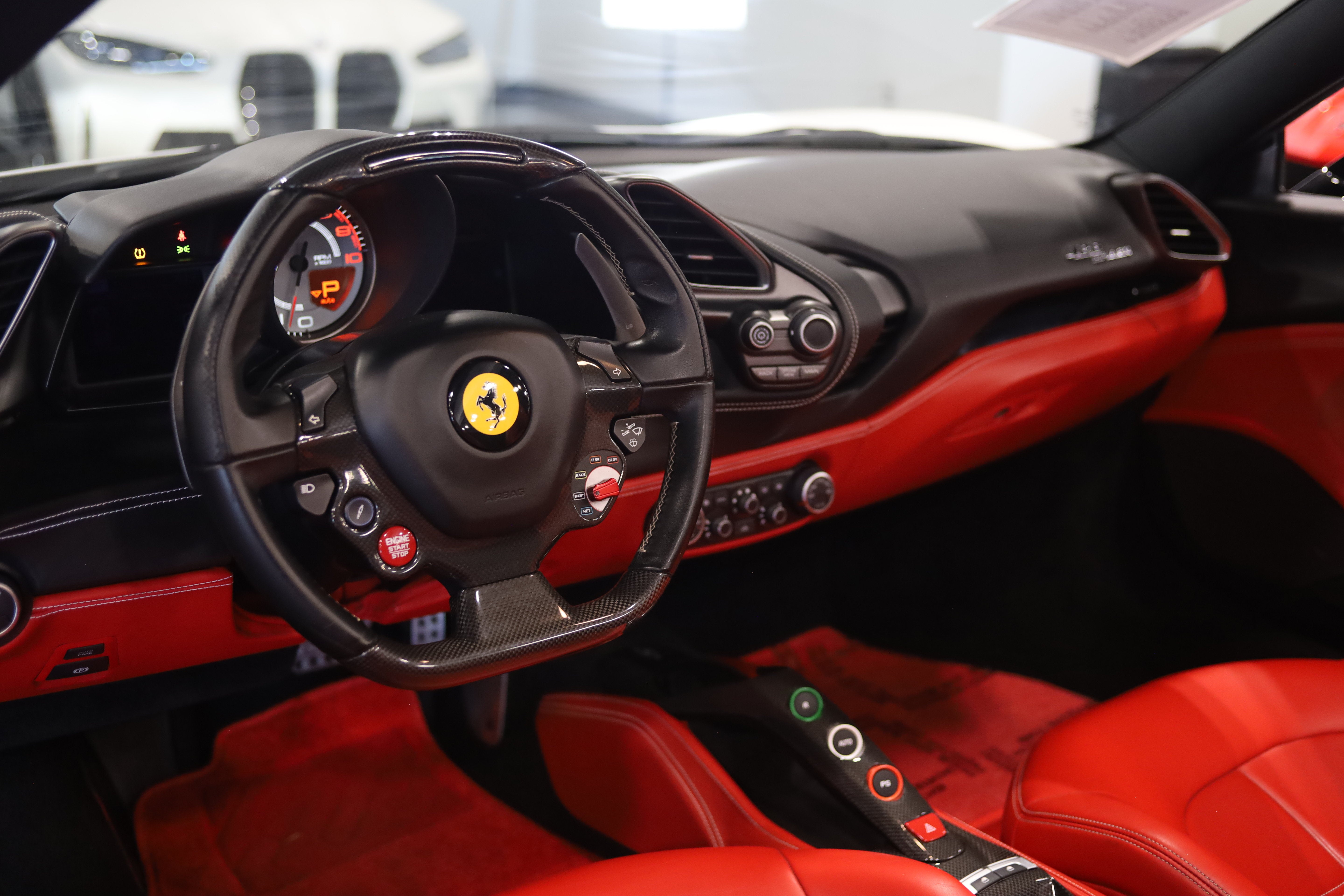 2018 Ferrari 488 Spider Base