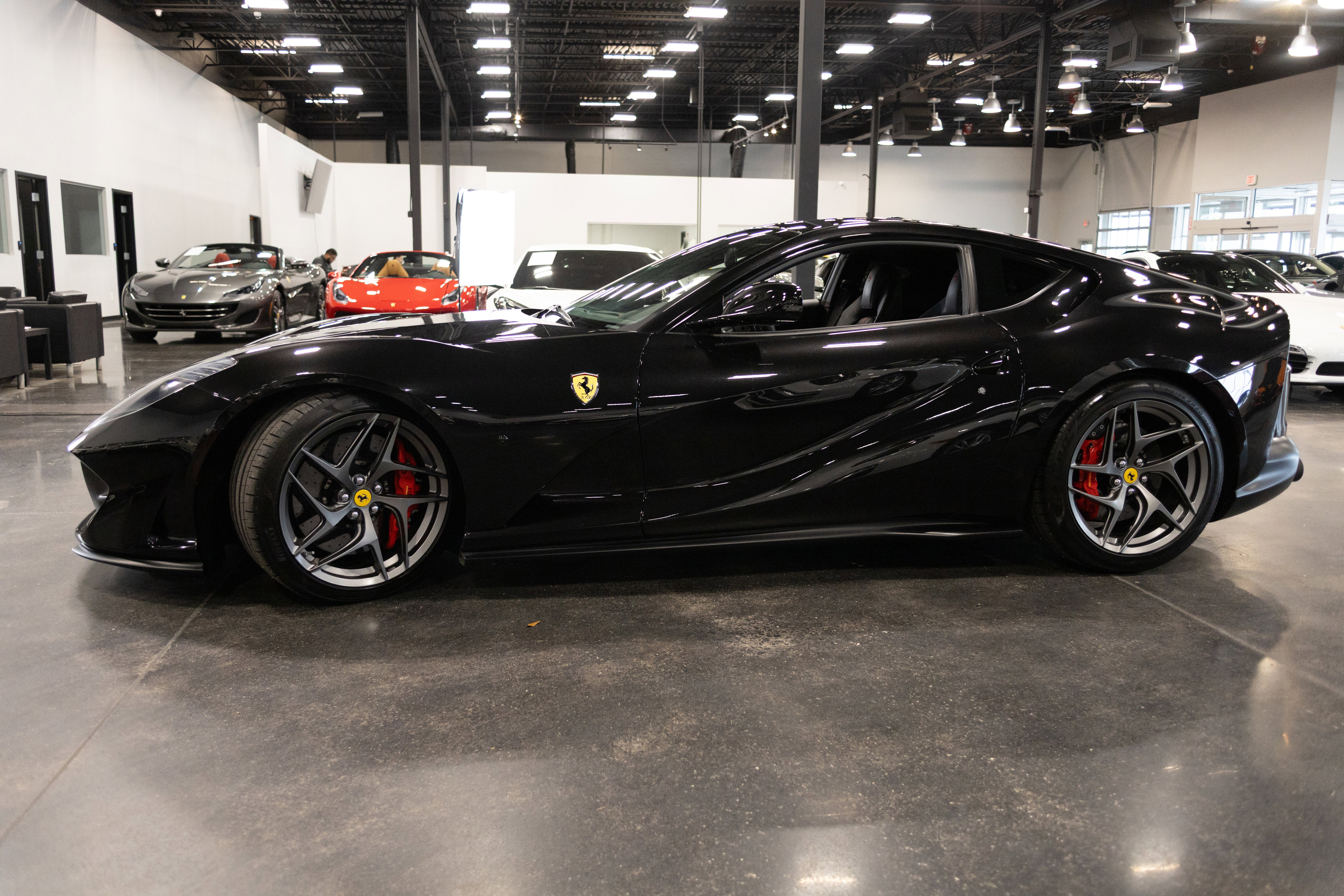 2019 Ferrari 812 Superfast Base