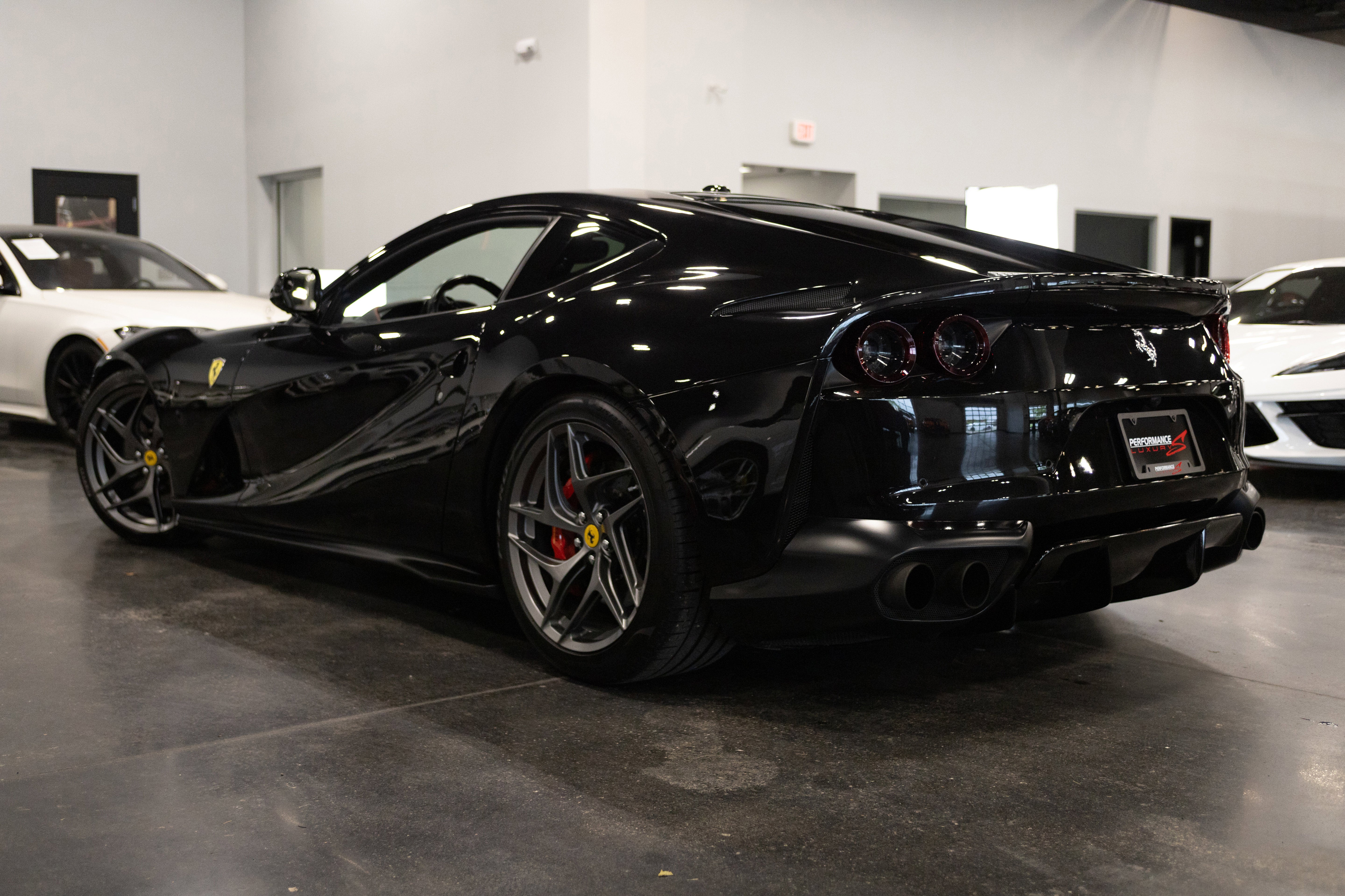 2019 Ferrari 812 Superfast Base