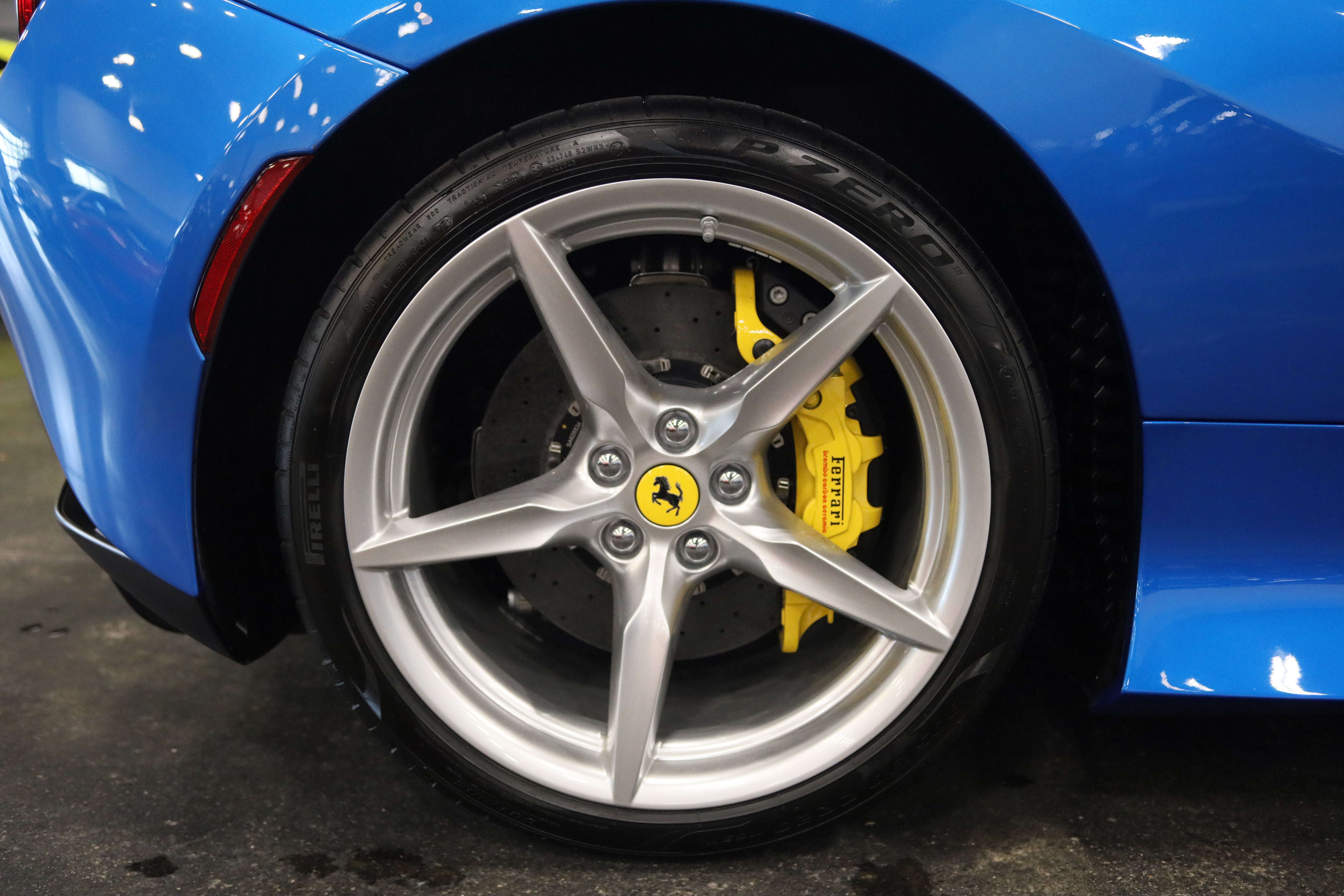 2022 Ferrari F8 Tributo Base