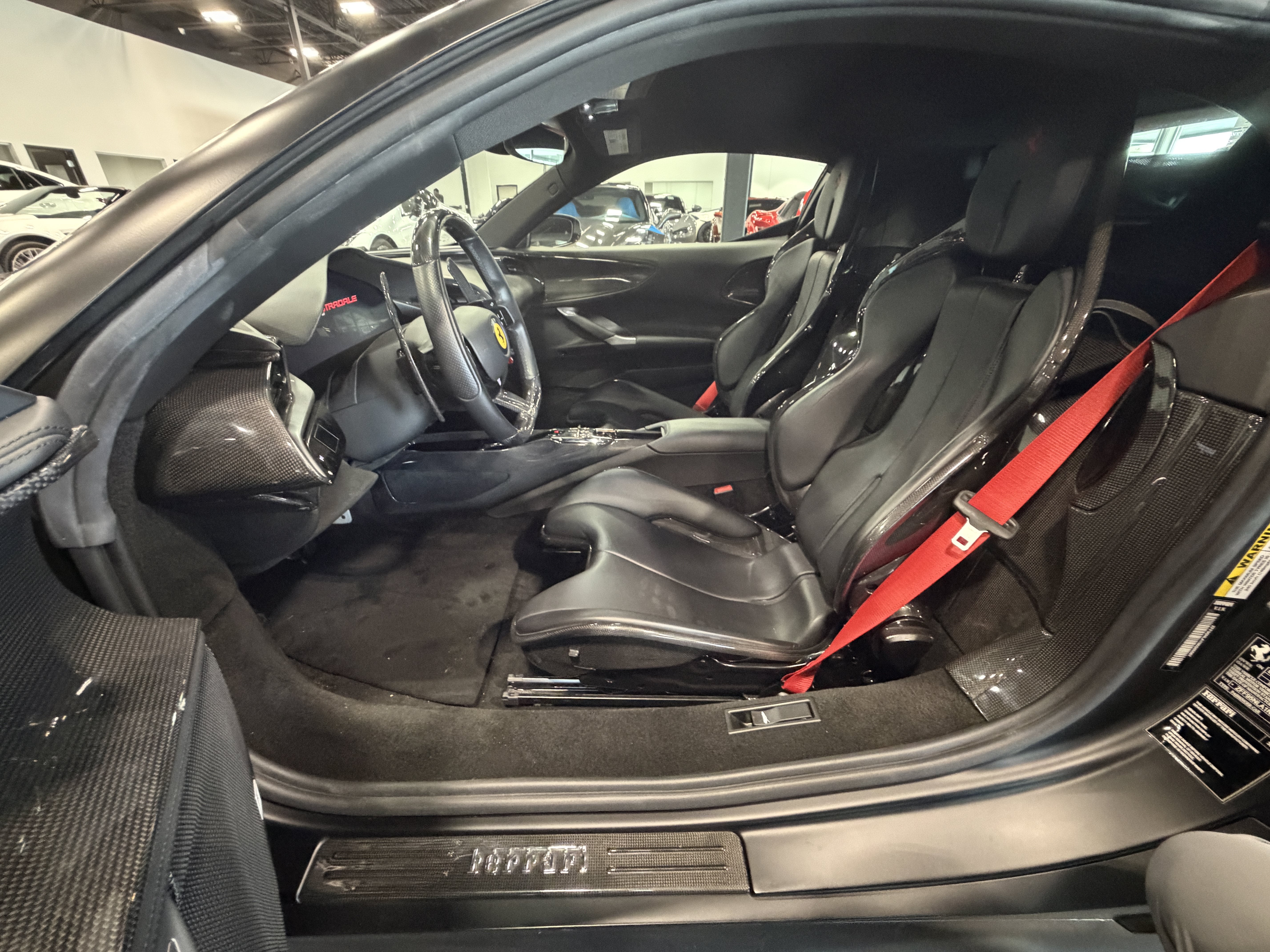 2022 Ferrari SF90 Stradale Base