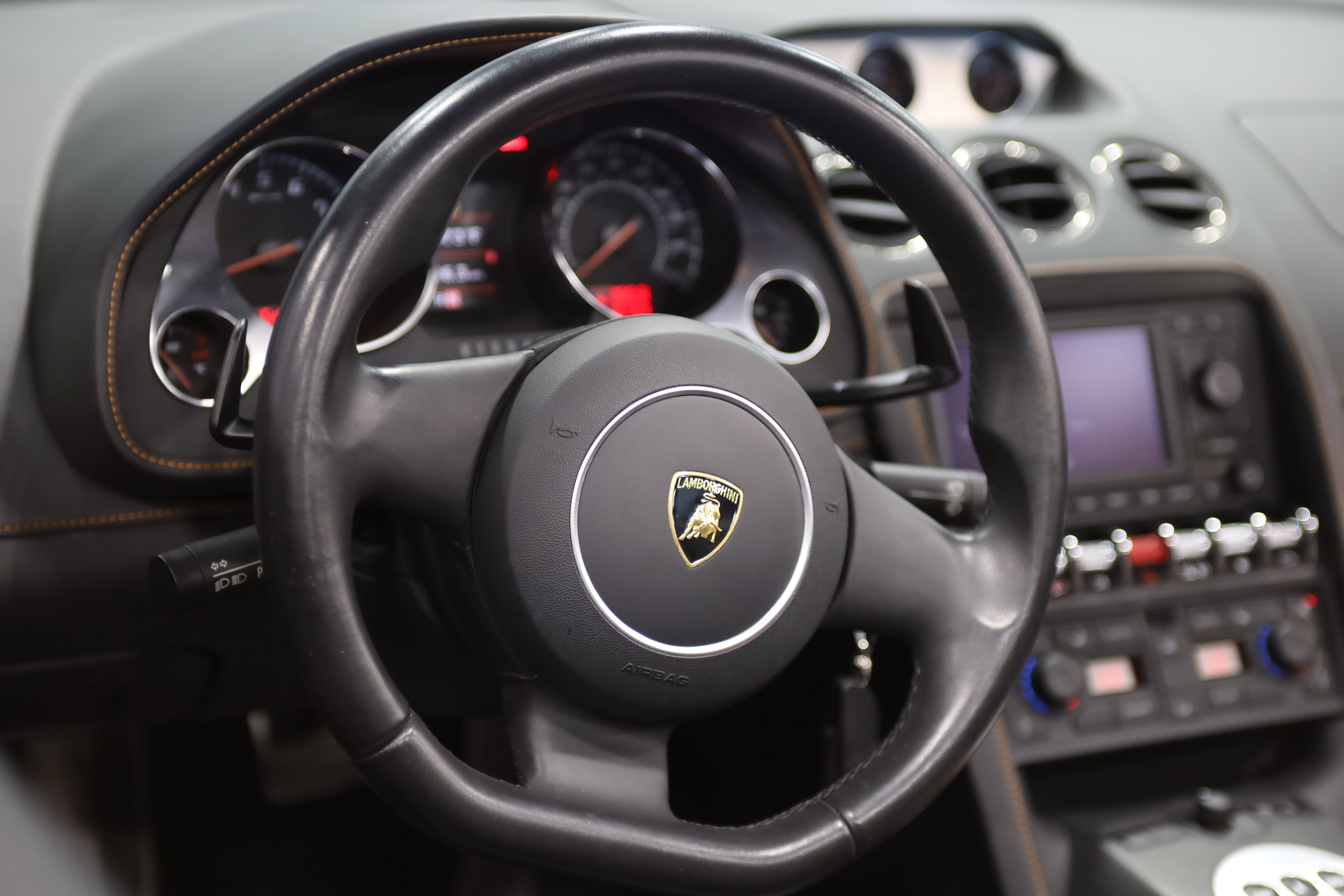 2012 Lamborghini Gallardo LP550-2