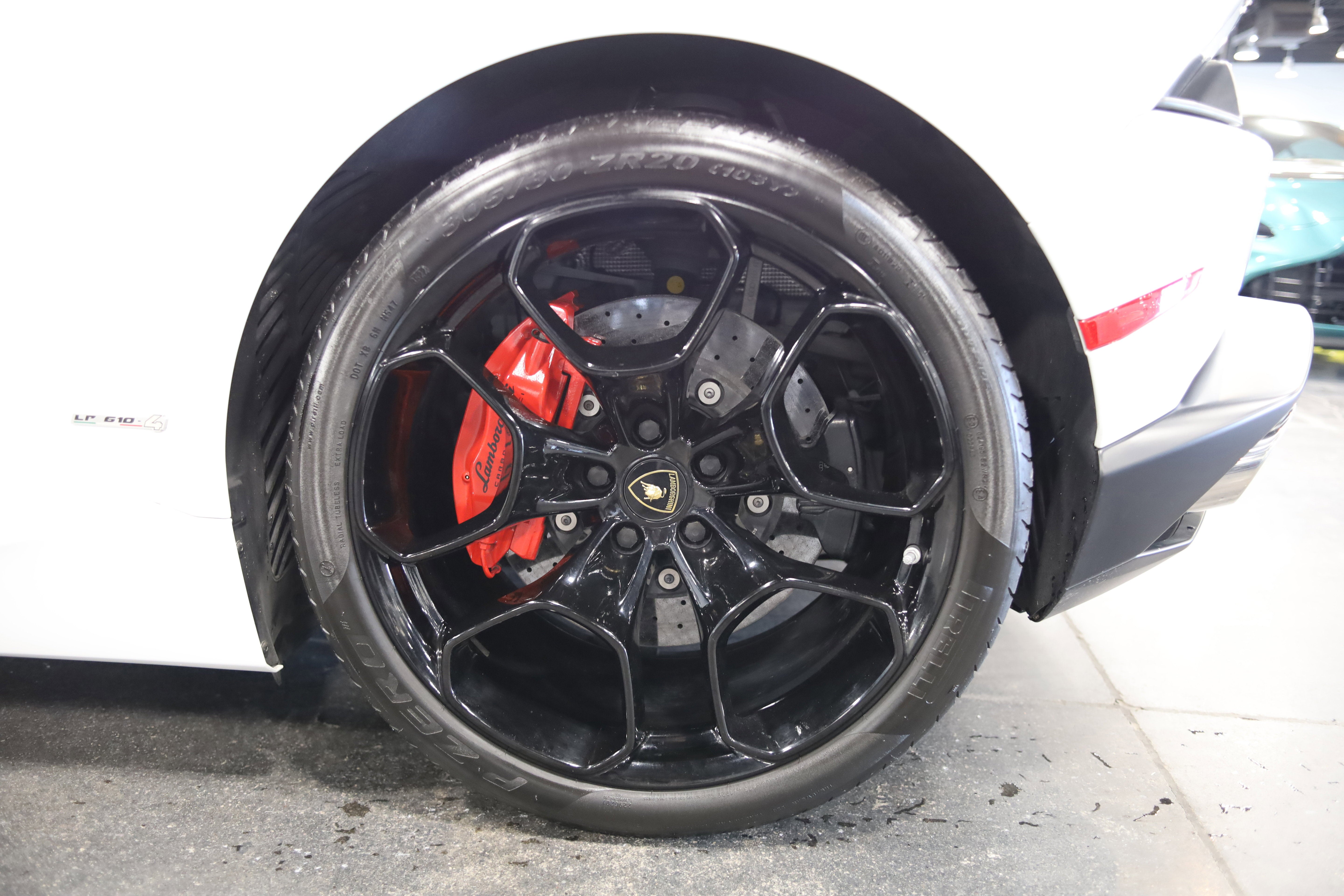 2015 Lamborghini Huracan LP610-4