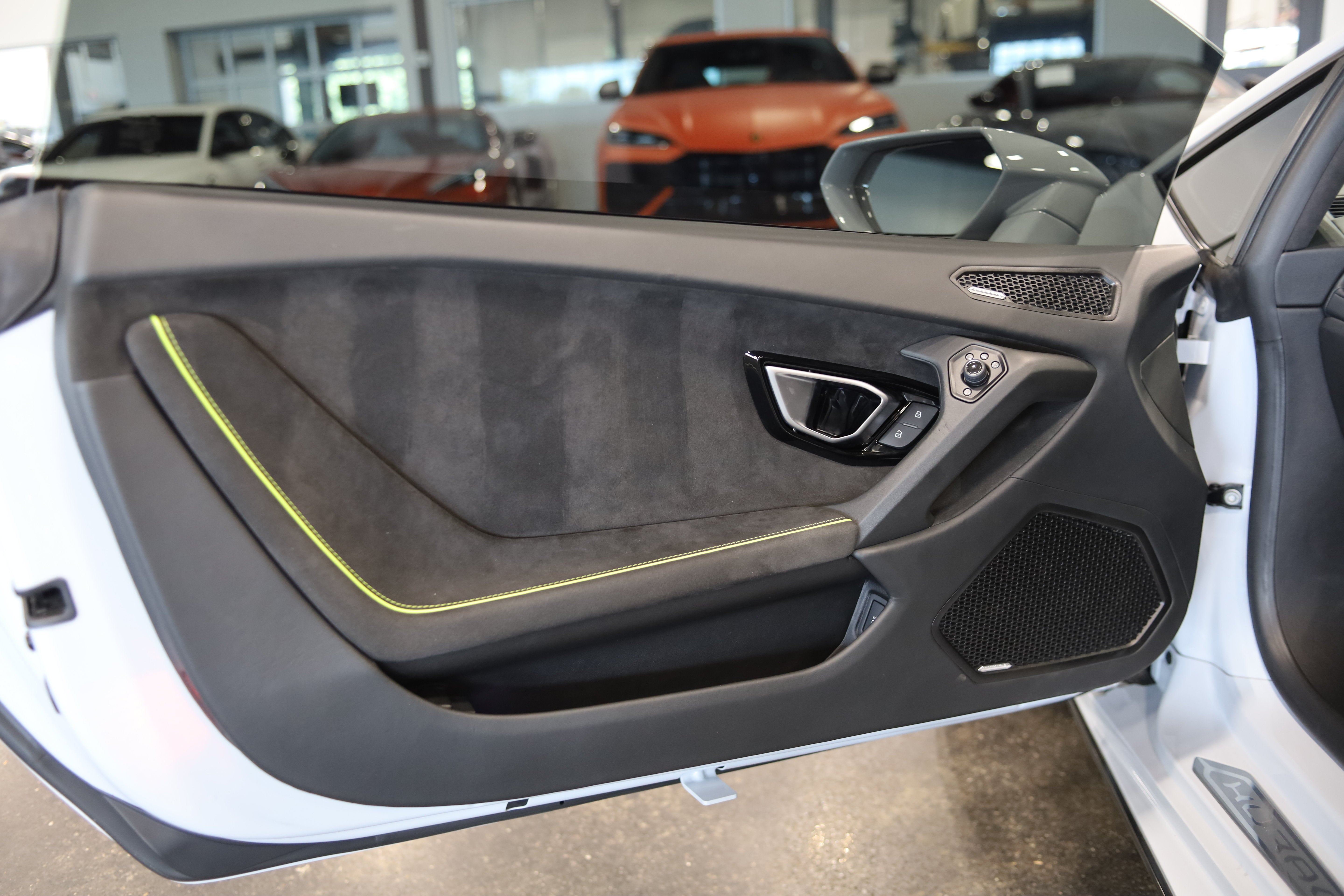 2021 Lamborghini Huracan EVO Base