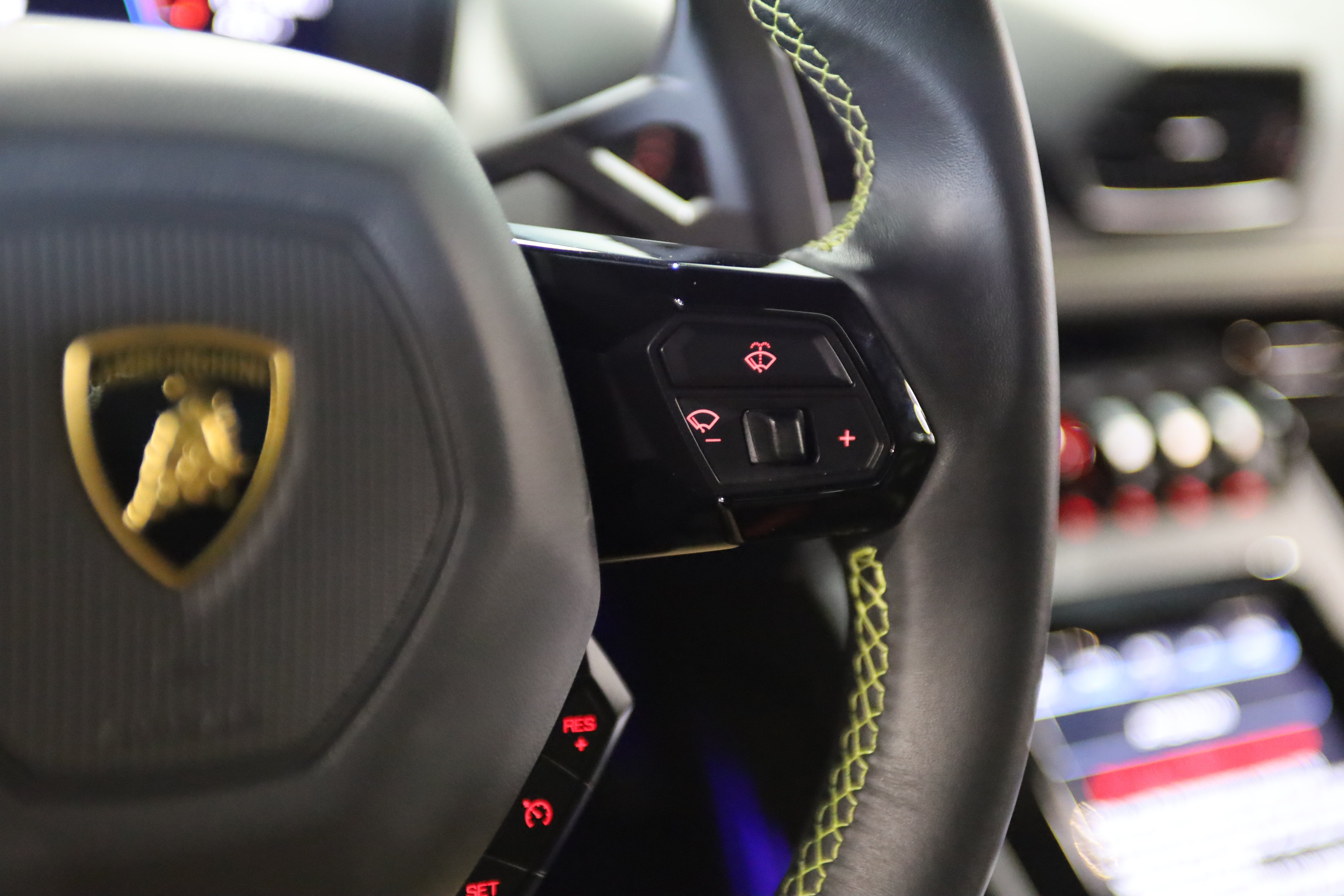 2021 Lamborghini Huracan EVO Base