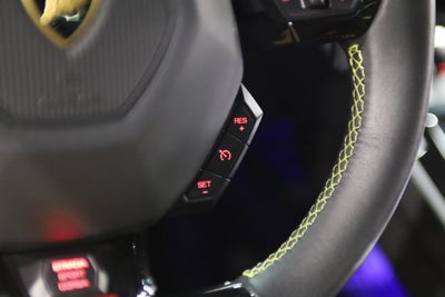 2021 Lamborghini Huracan EVO Base