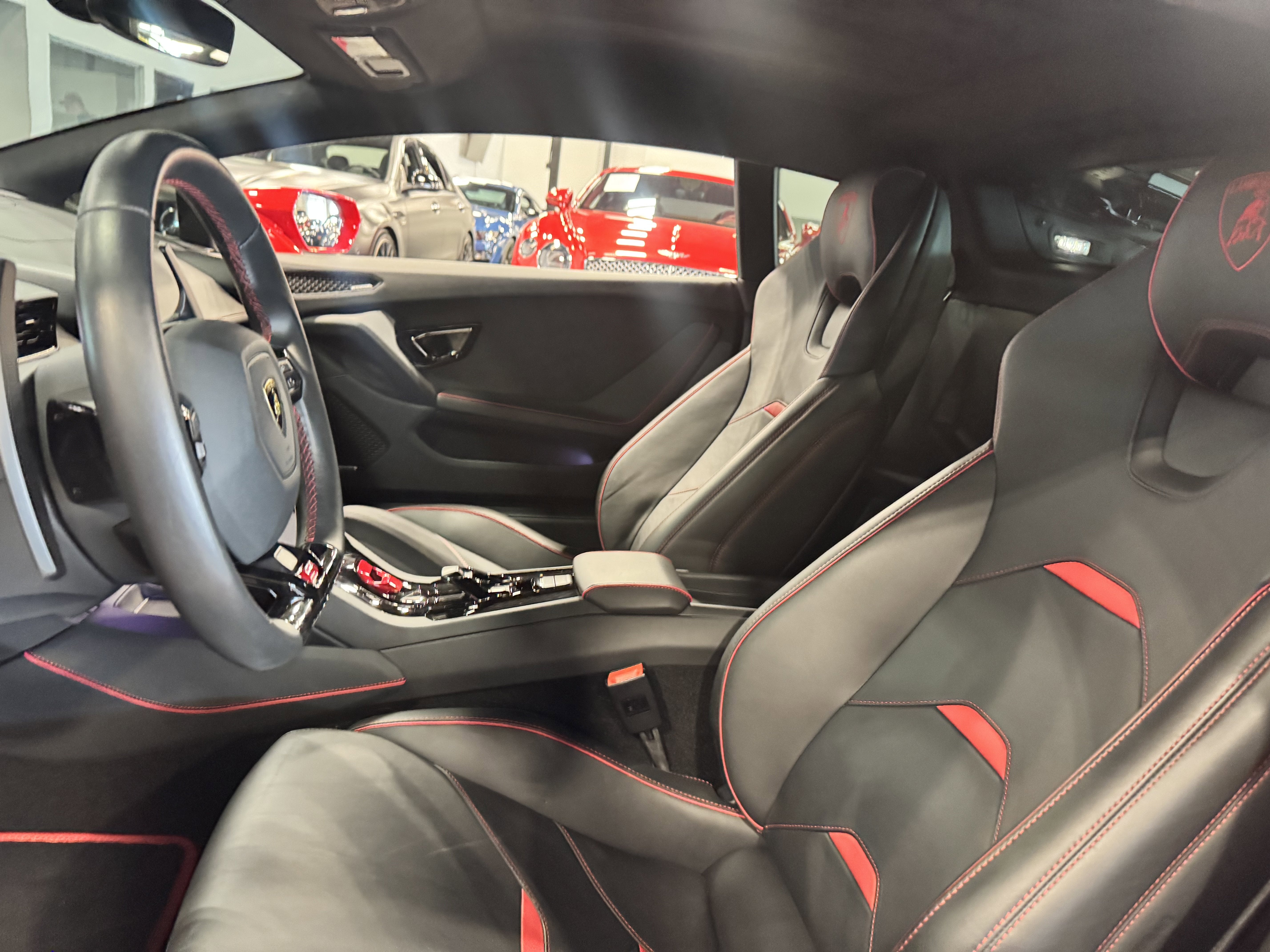 2020 Lamborghini Huracan EVO Base