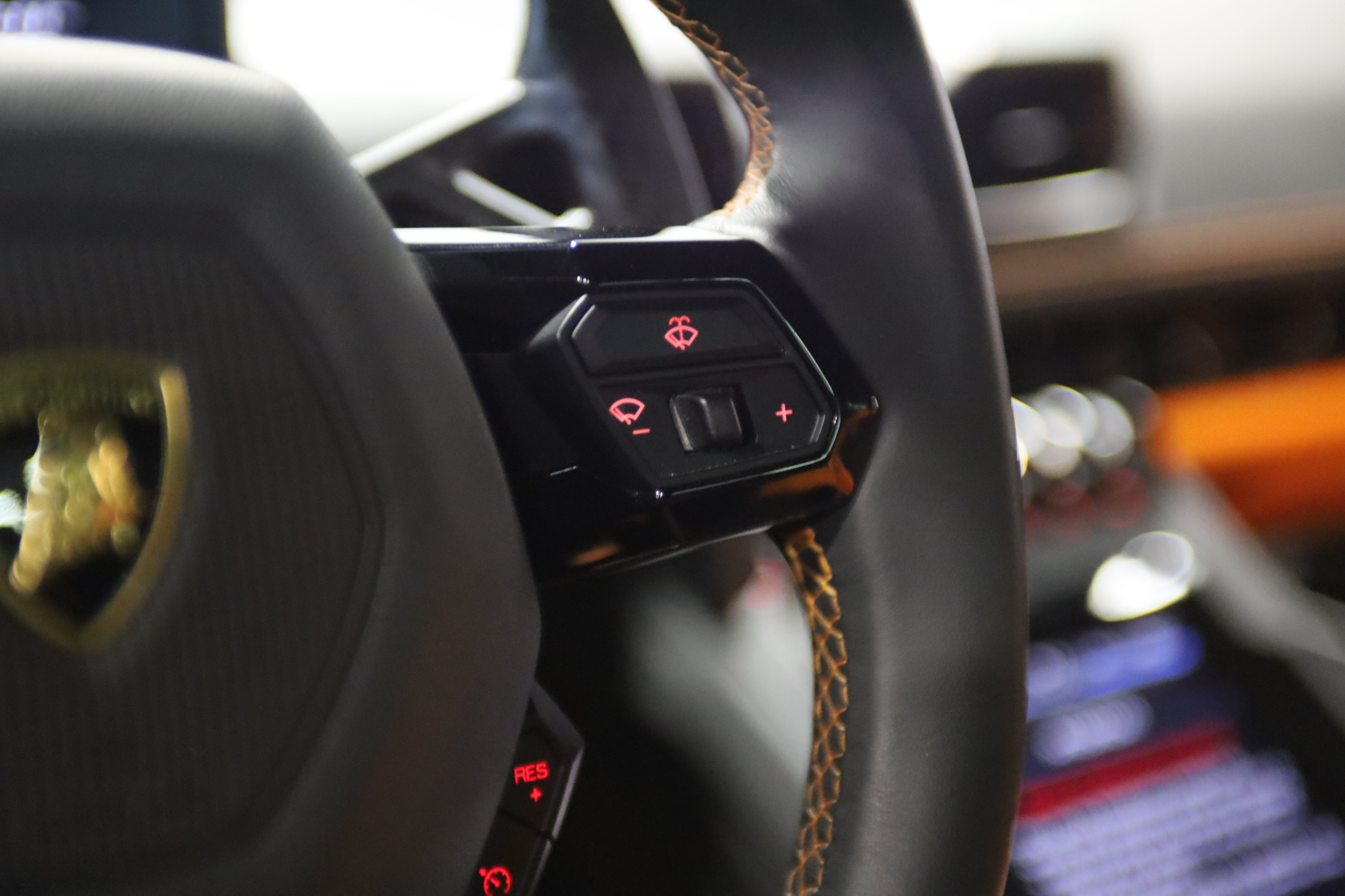 2020 Lamborghini Huracan EVO Base