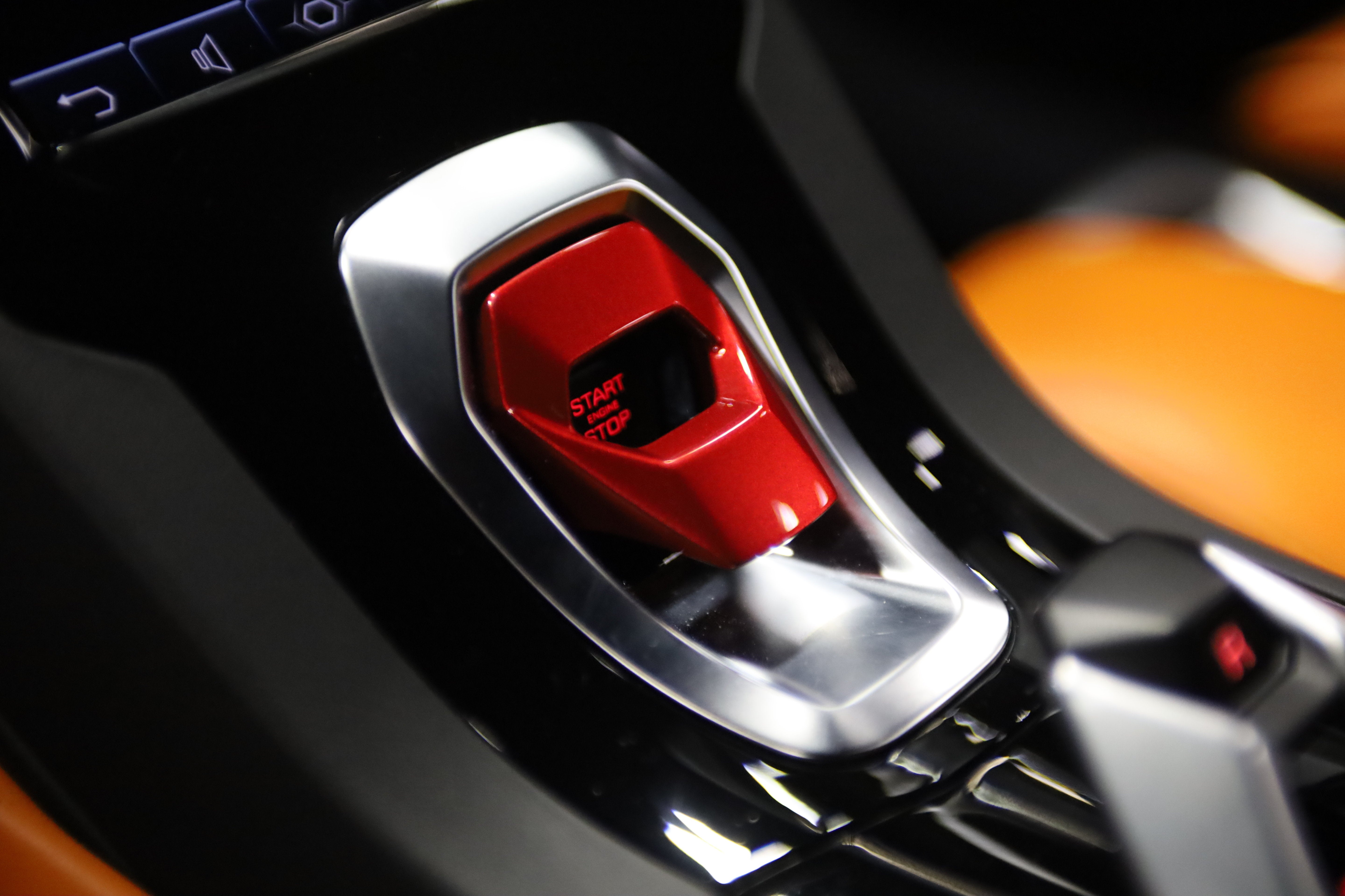2020 Lamborghini Huracan EVO Base