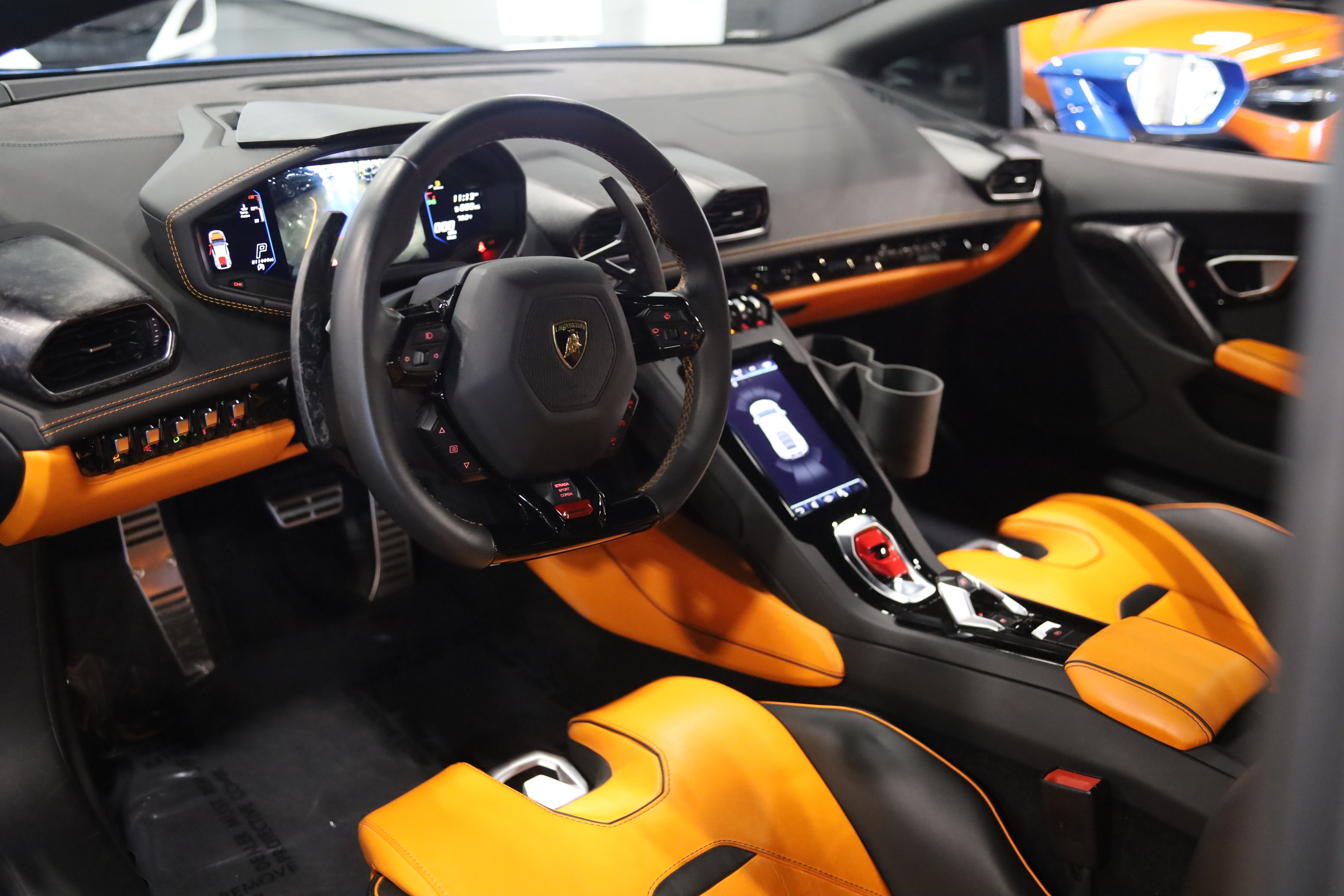2020 Lamborghini Huracan EVO Base