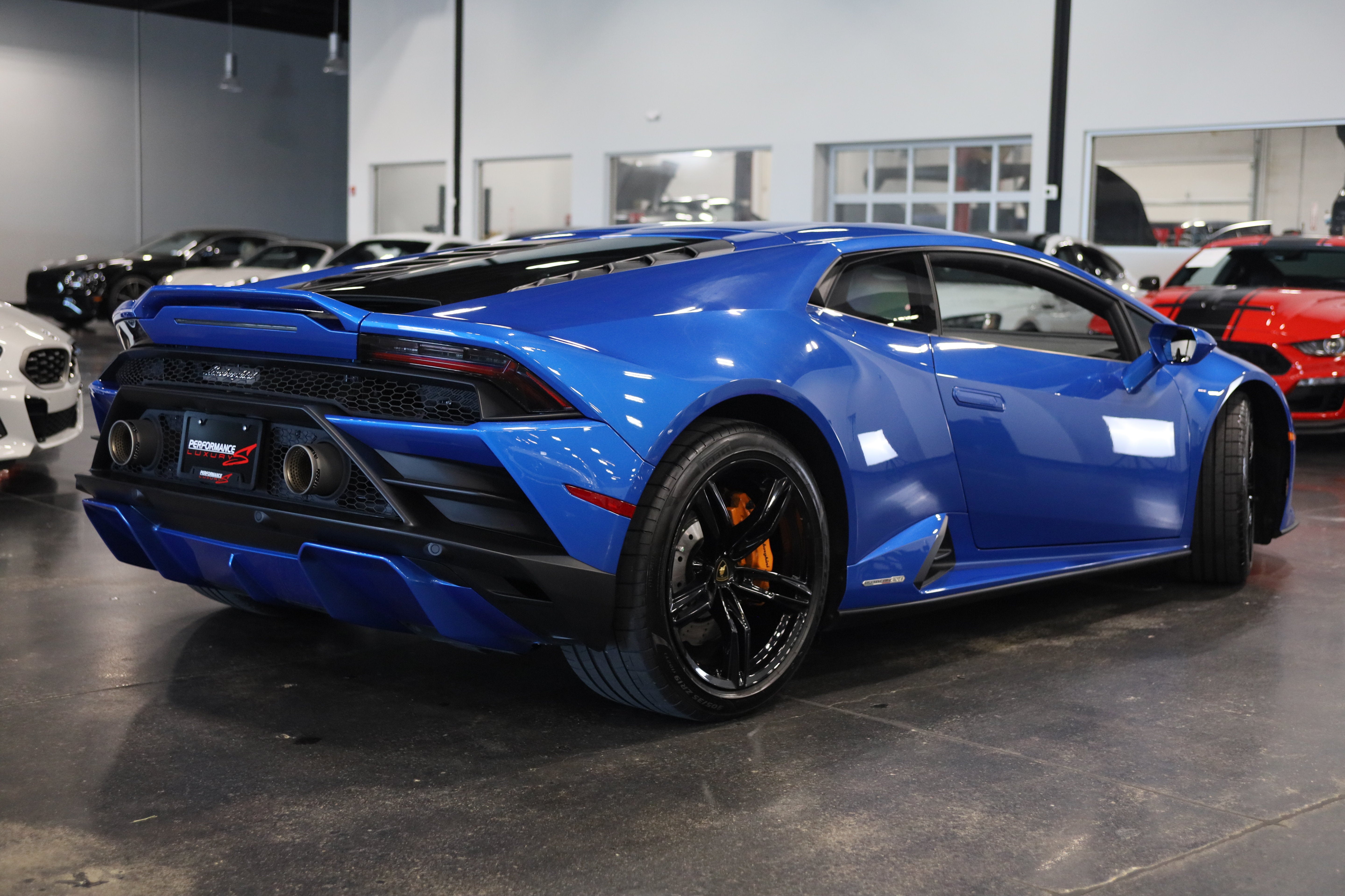 2020 Lamborghini Huracan EVO Base