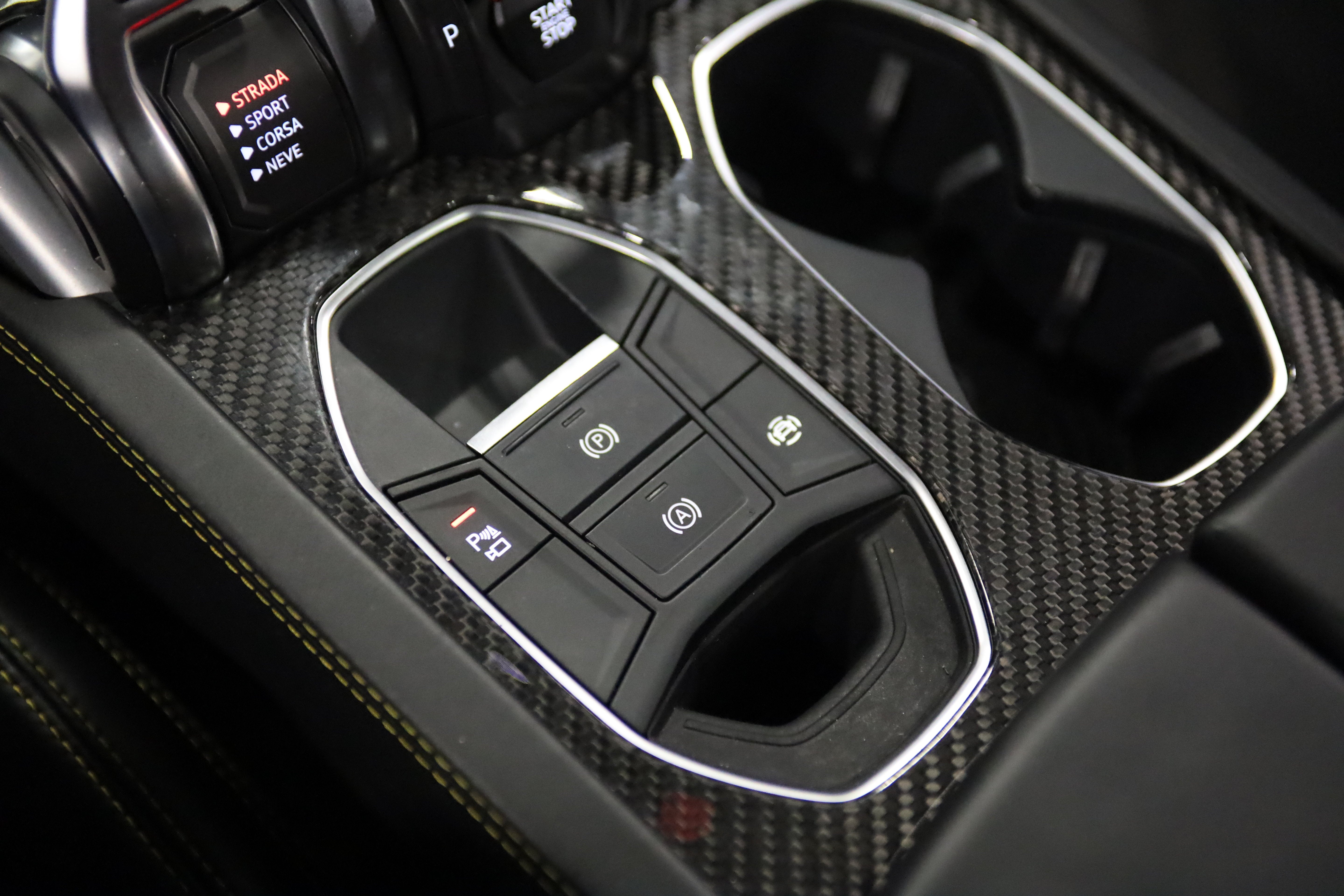 2019 Lamborghini Urus Base