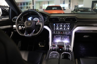 2019 Lamborghini Urus Base