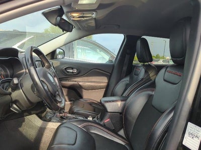 2020 Jeep Cherokee Trailhawk