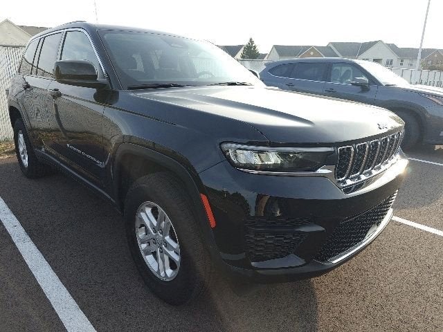 2022 Jeep Grand Cherokee Laredo