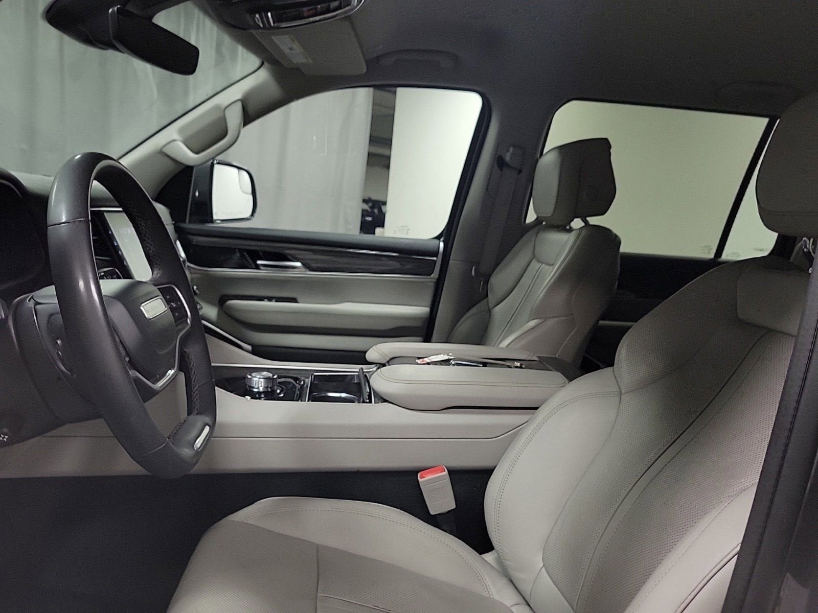 2022 Jeep Wagoneer Series II