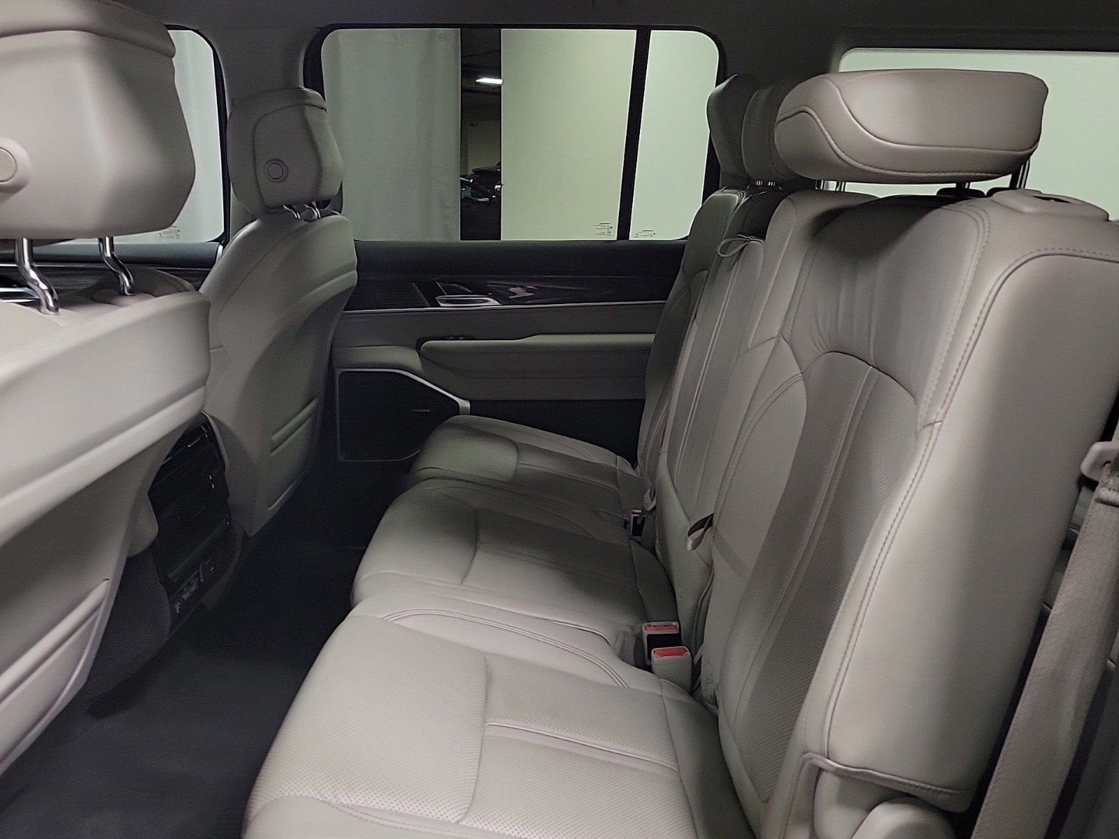 2022 Jeep Wagoneer Series II