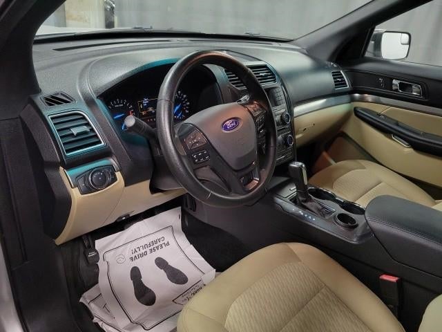 2016 Ford Explorer Base