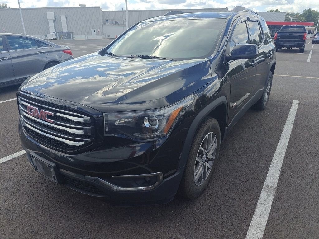 2017 GMC Acadia SLE-2