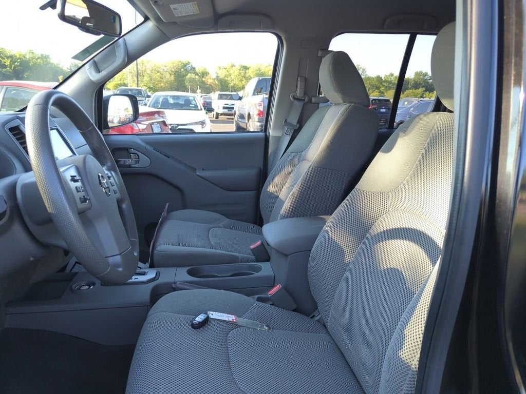 2021 Nissan Frontier SV