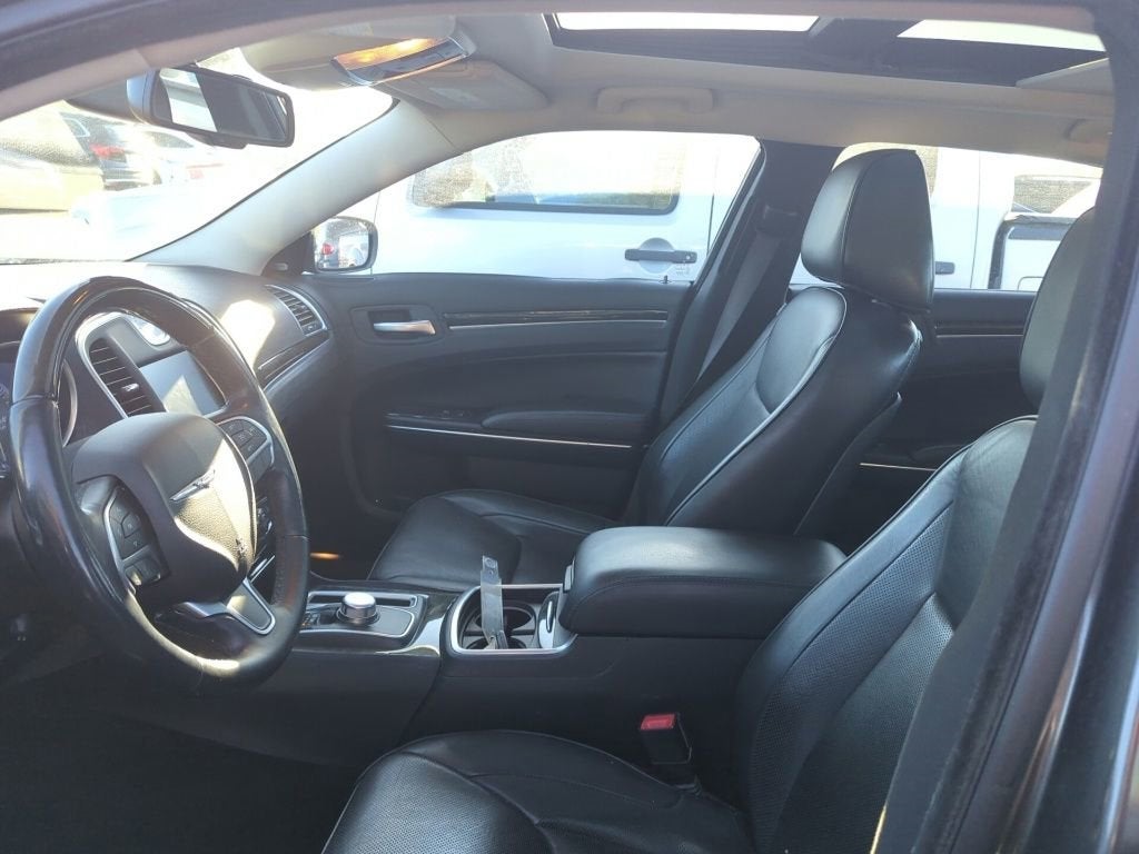 2016 Chrysler 300C Base