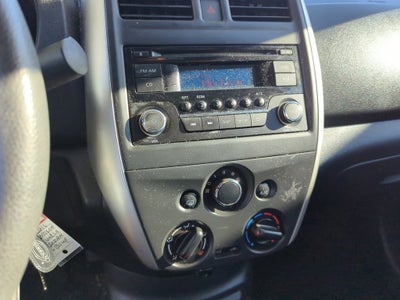 2016 Nissan Versa 1.6 SV