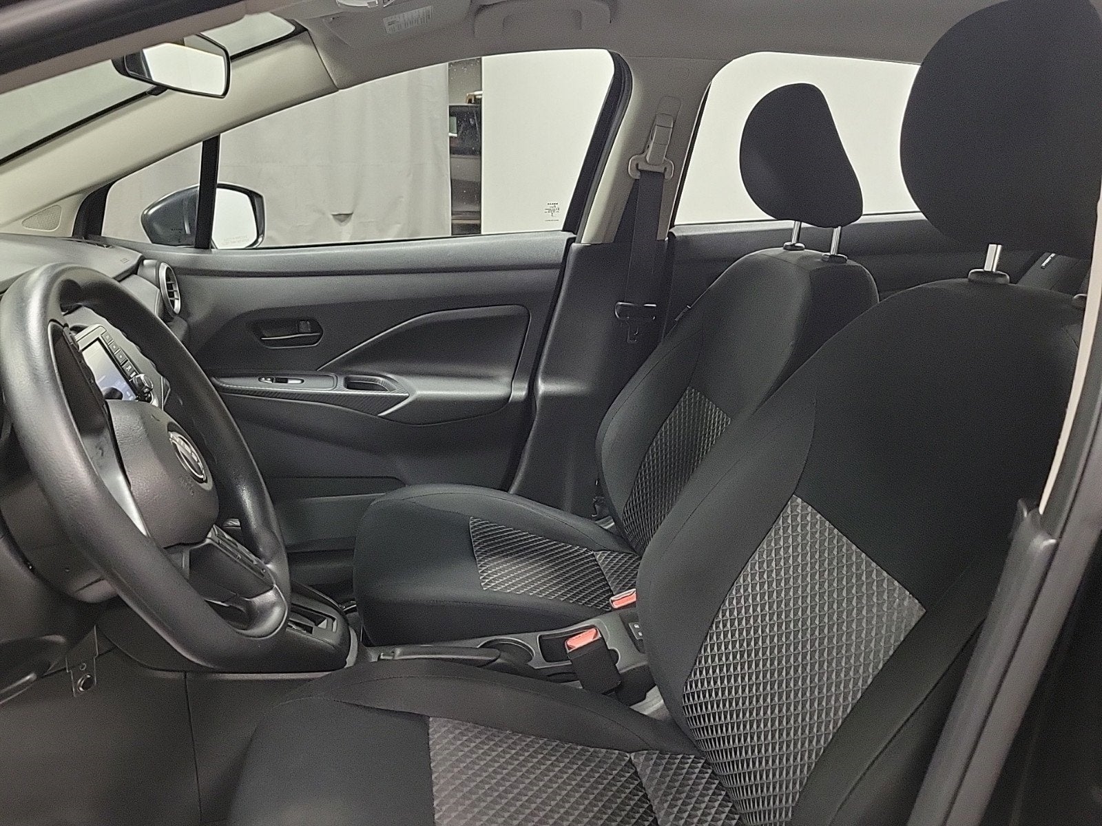 2023 Nissan Versa 1.6 S