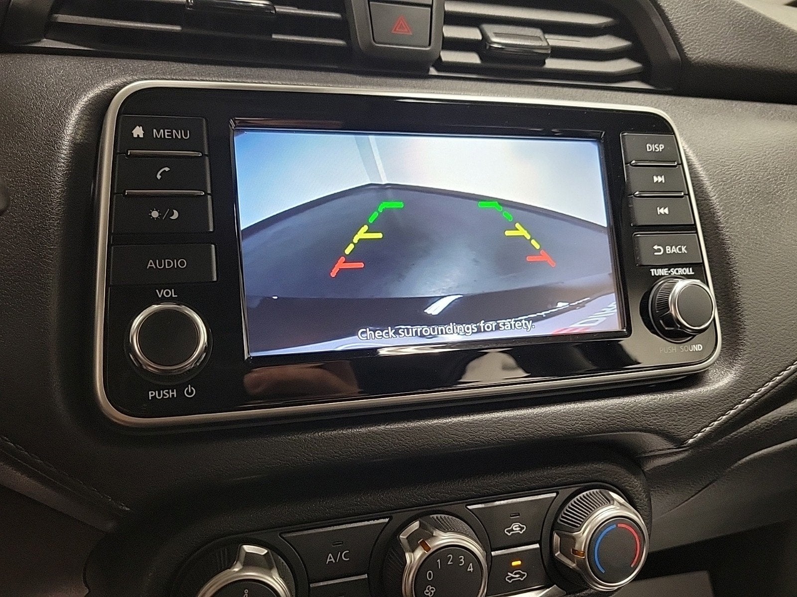 2023 Nissan Versa 1.6 S