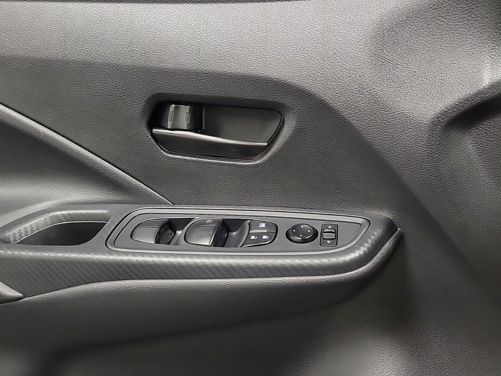 2023 Nissan Versa 1.6 S