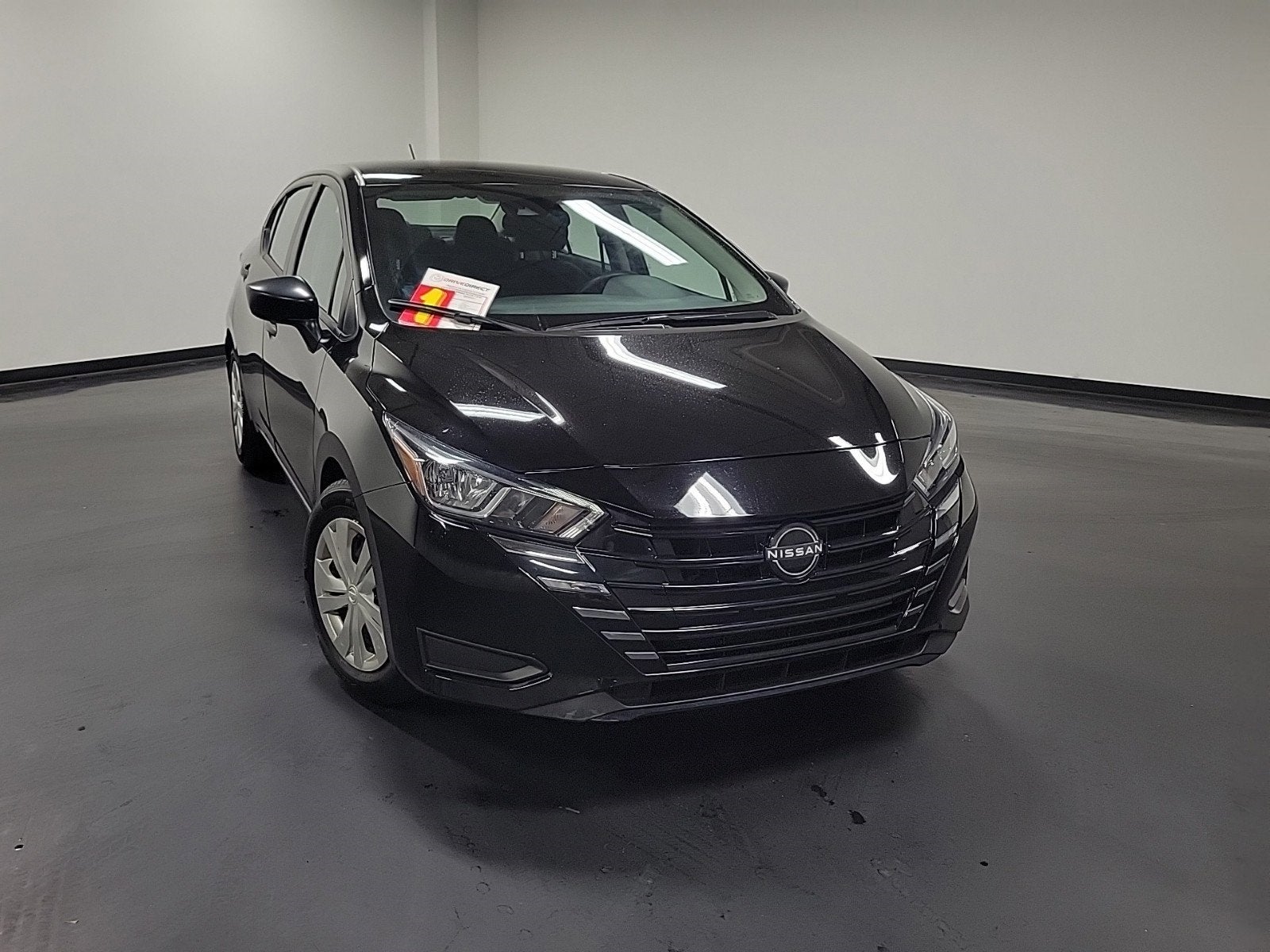 2023 Nissan Versa 1.6 S