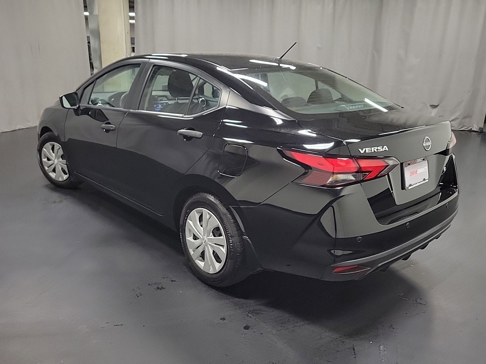 2023 Nissan Versa 1.6 S