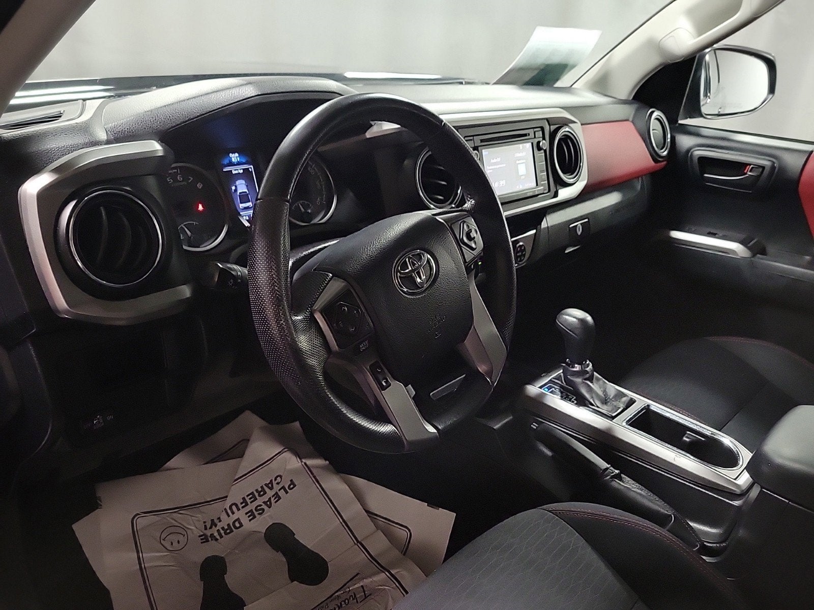 2016 Toyota Tacoma SR5