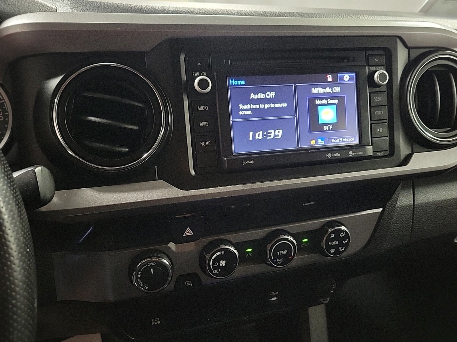 2016 Toyota Tacoma SR5