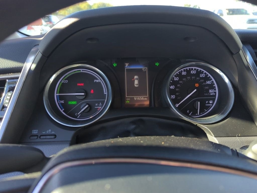 2020 Toyota Camry Hybrid LE