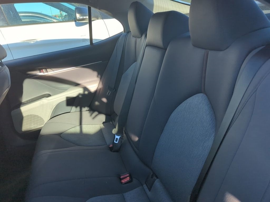 2020 Toyota Camry Hybrid LE