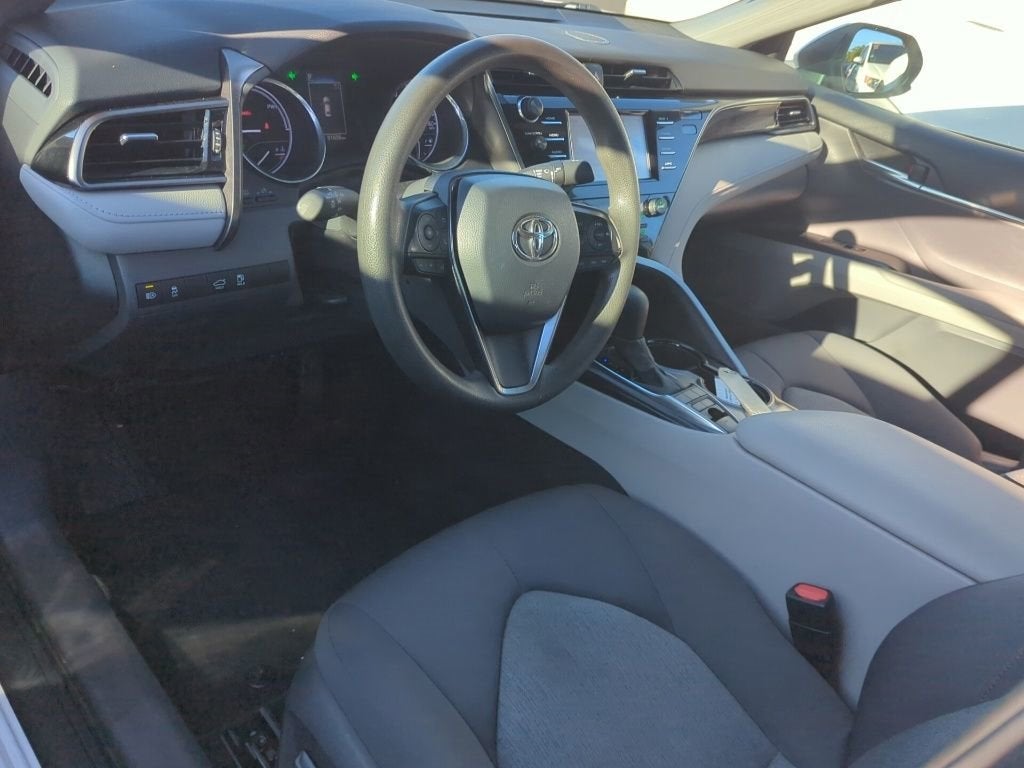 2020 Toyota Camry Hybrid LE