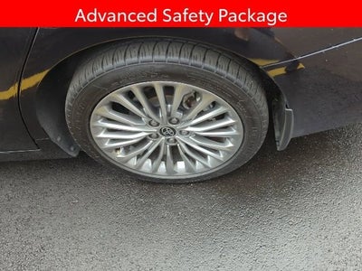 2022 Toyota Avalon Hybrid Limited